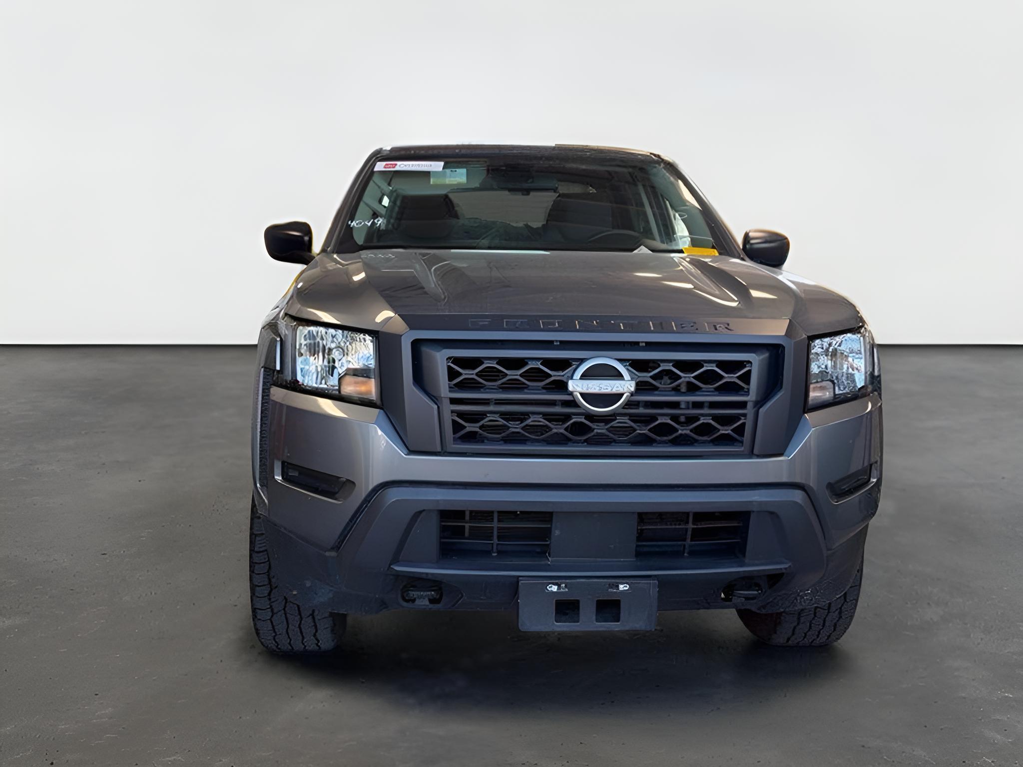 2022 Nissan Frontier S