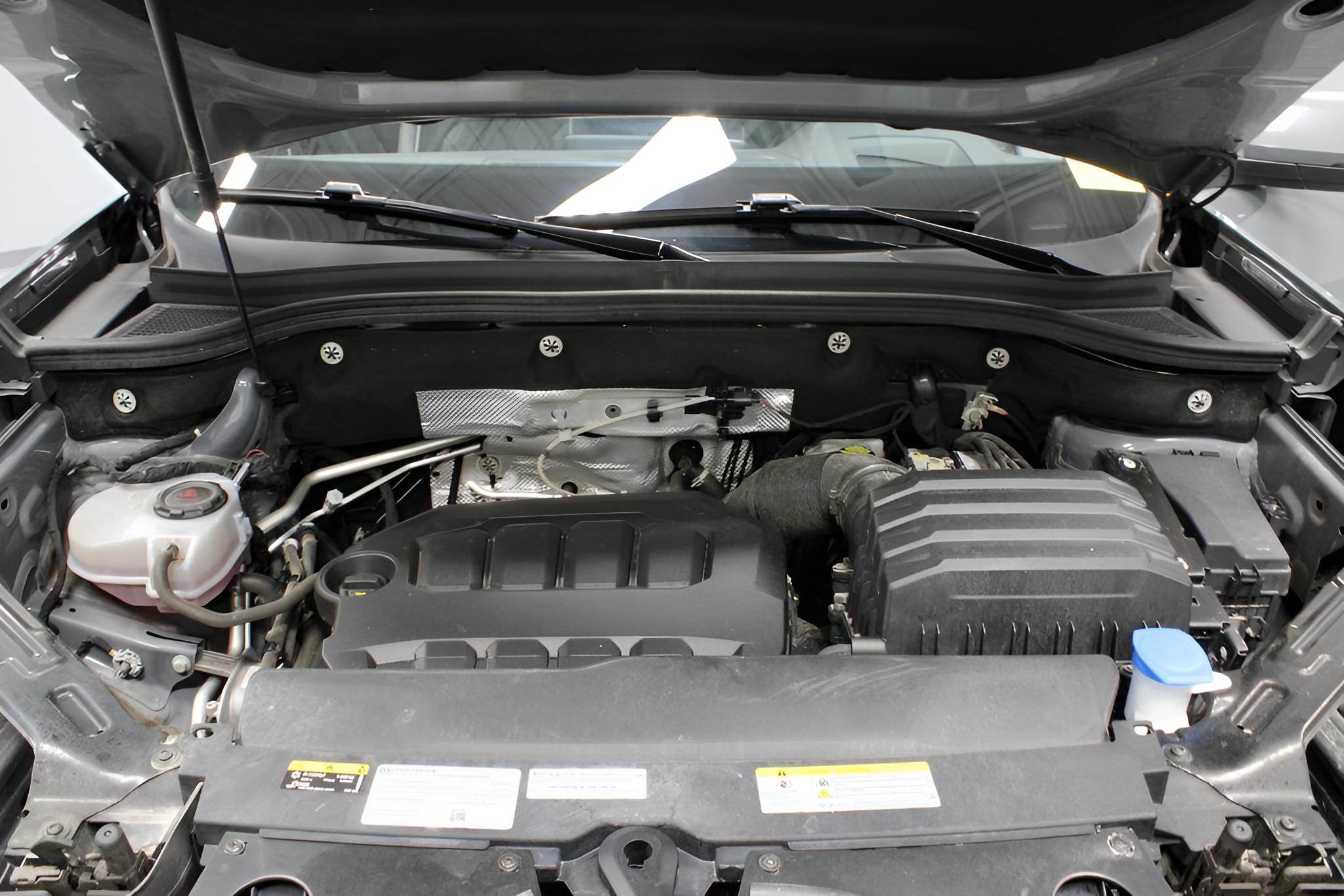 2024 Volkswagen Atlas Cross Sport 2.0T SEL Premium R-Line
