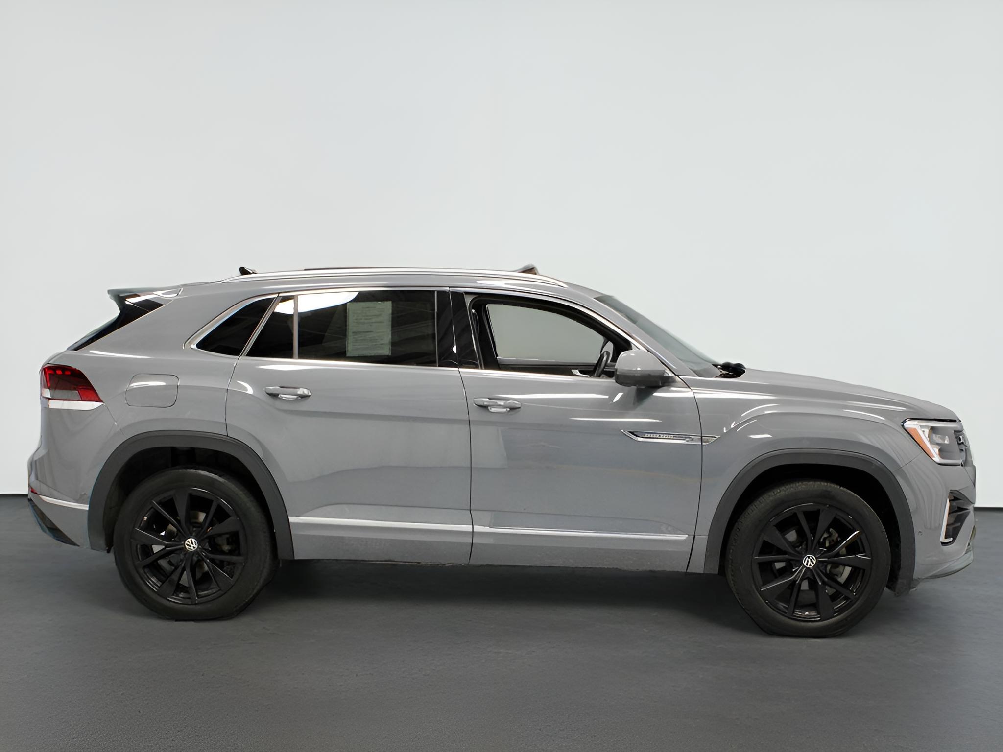 2024 Volkswagen Atlas Cross Sport 2.0T SEL Premium R-Line