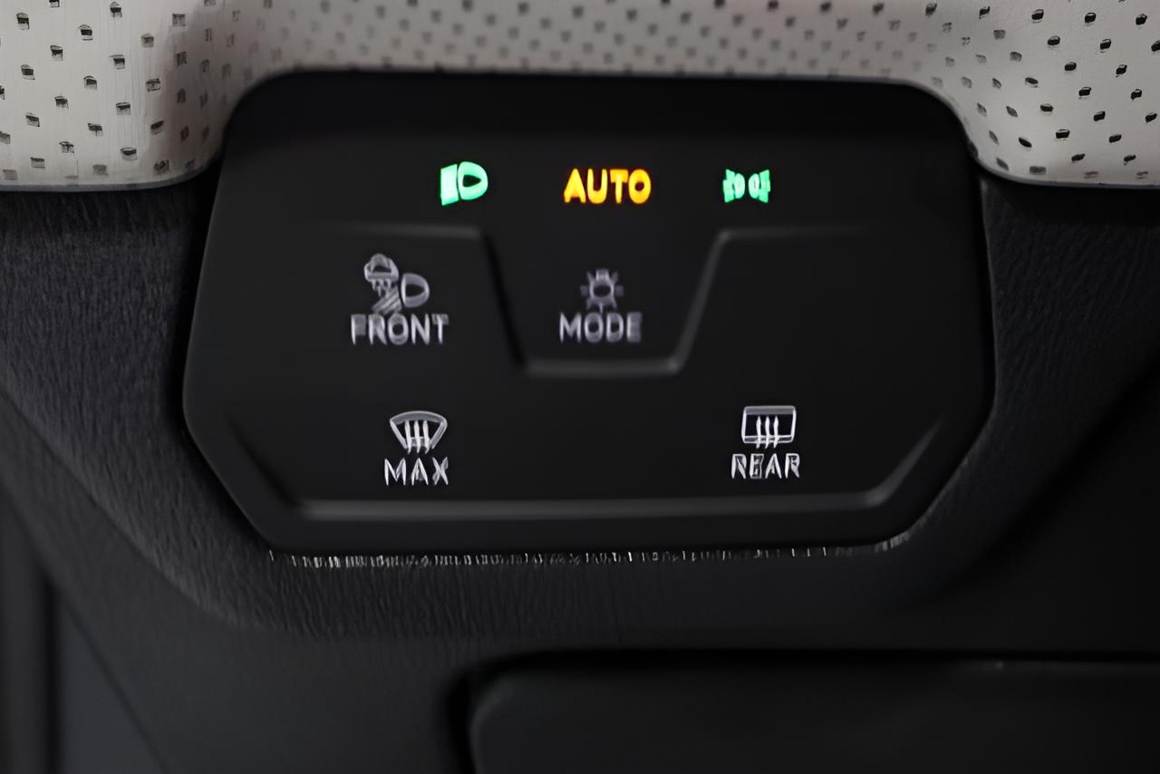 2024 Volkswagen Atlas Cross Sport 2.0T SEL Premium R-Line