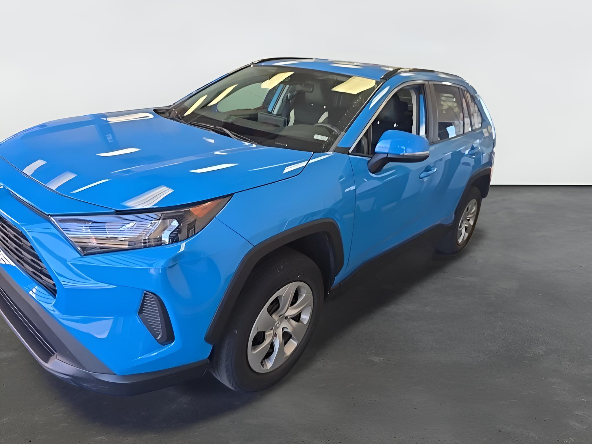 2021 Toyota RAV4 LE