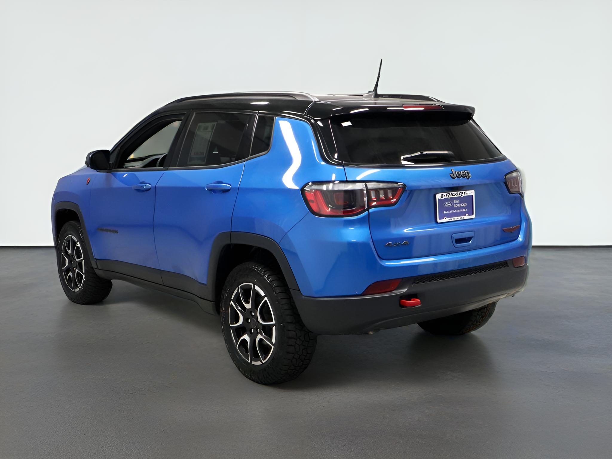 2025 Jeep Compass Trailhawk