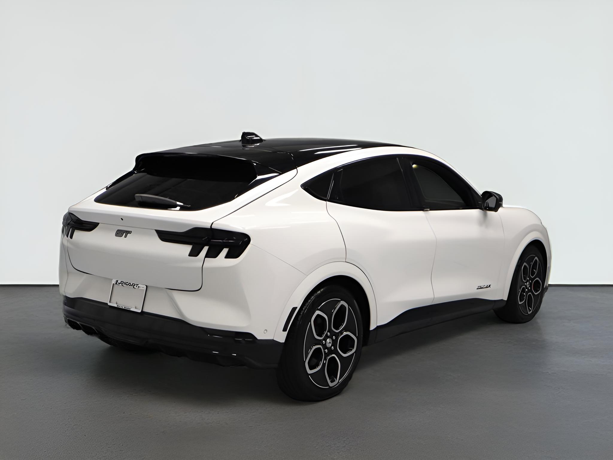2022 Ford Mustang Mach-E GT