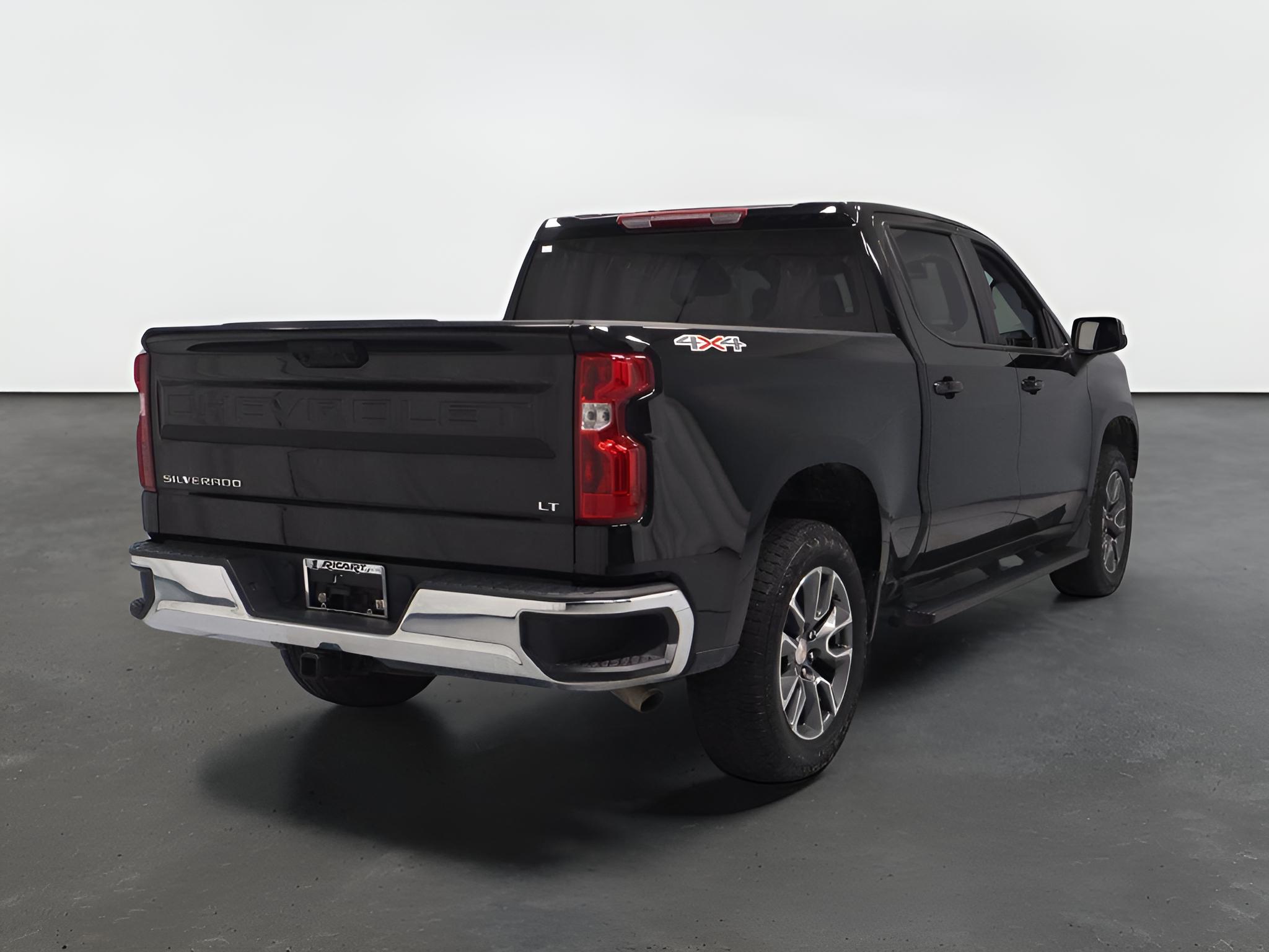 2025 Chevrolet Silverado 1500 LT