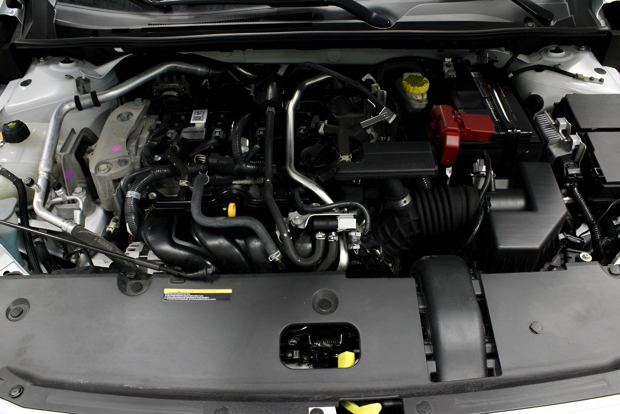 2025 Nissan Sentra SR CVT