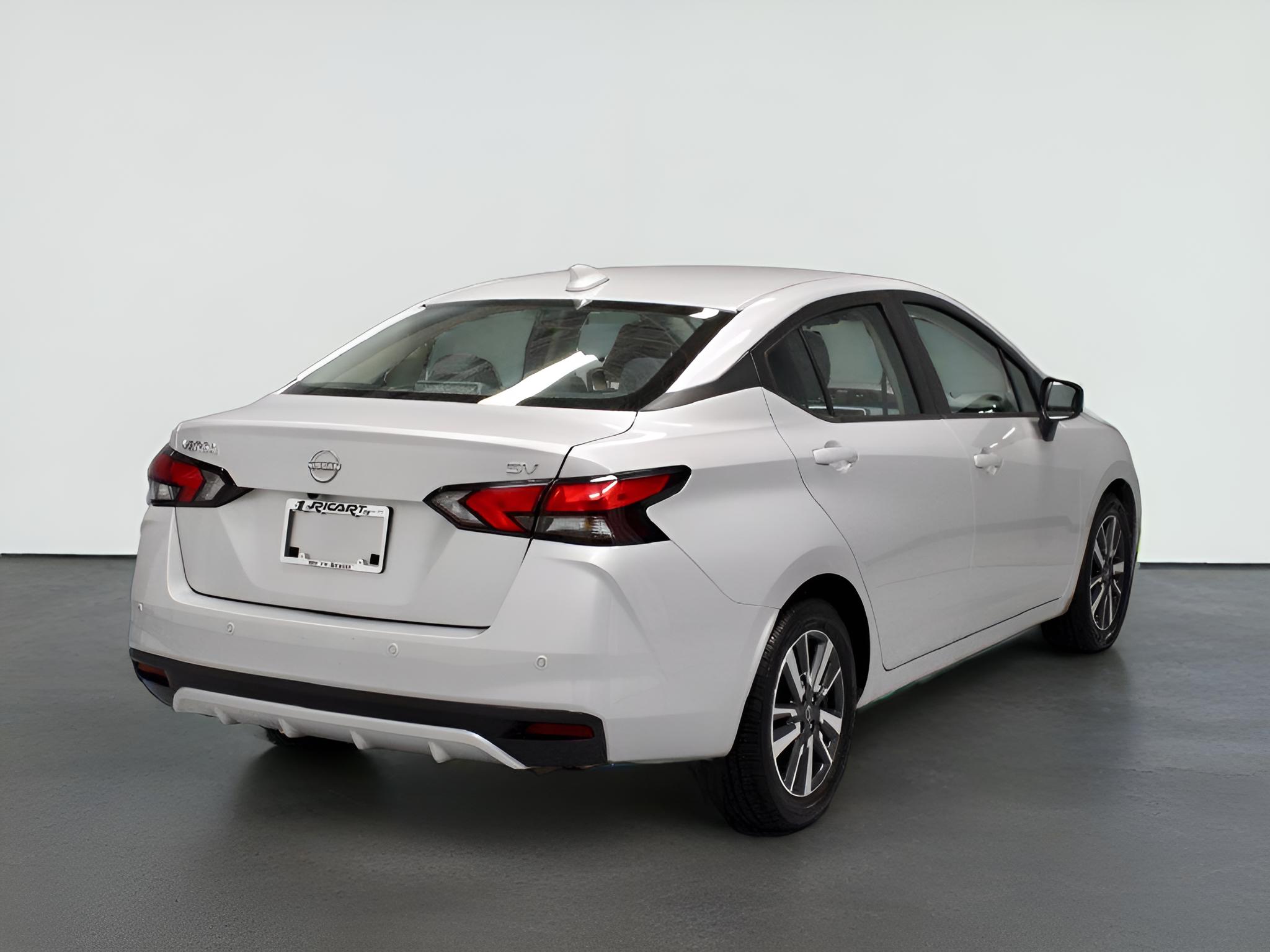 2024 Nissan Versa 1.6 SV