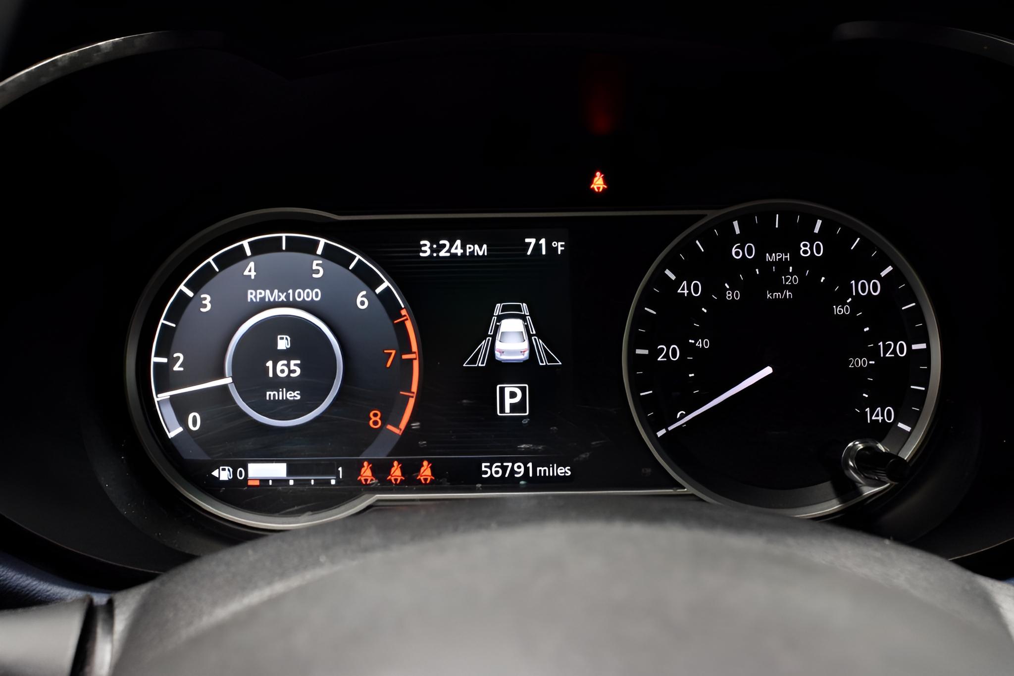 2024 Nissan Versa 1.6 SV