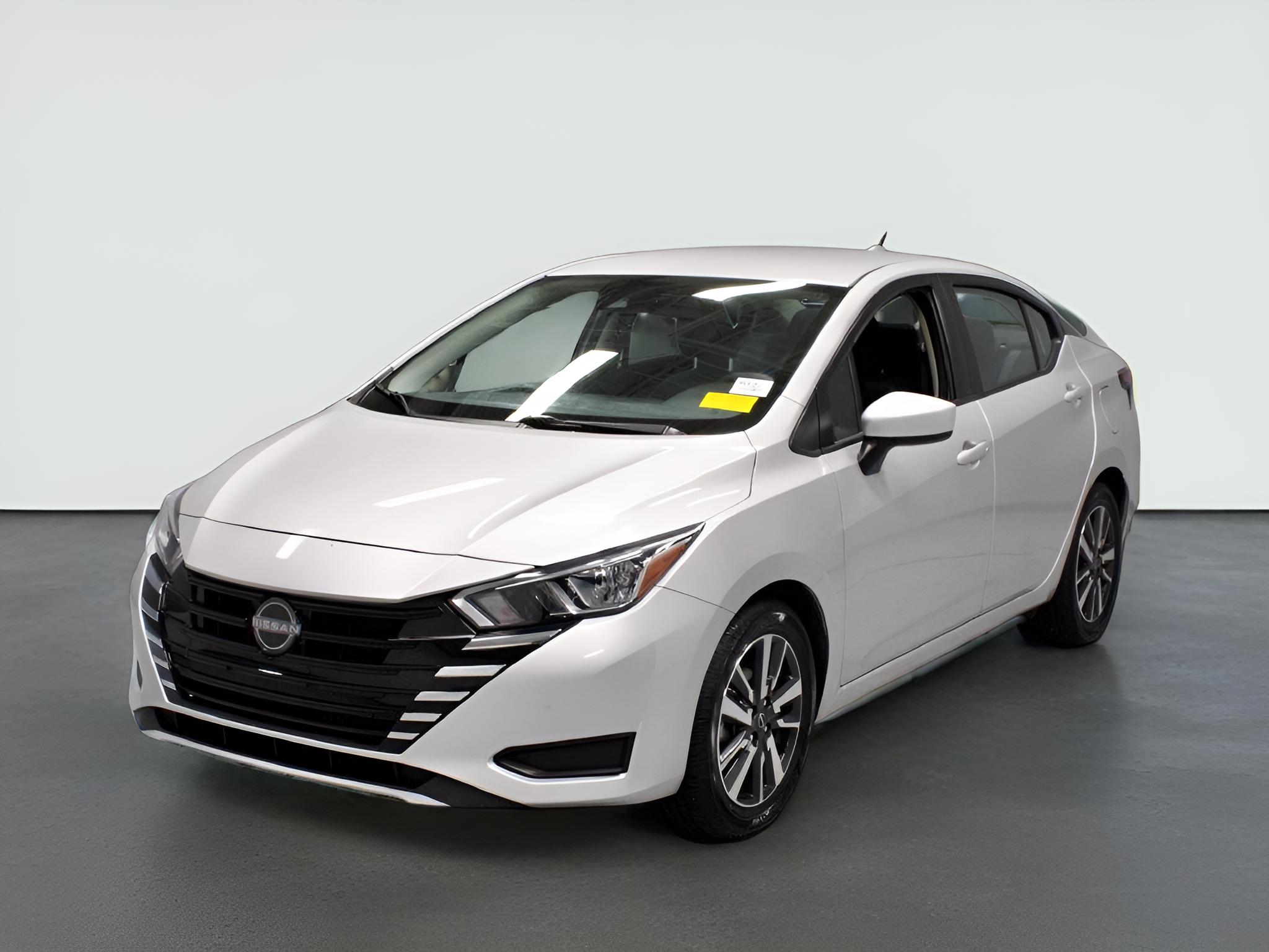2024 Nissan Versa 1.6 SV