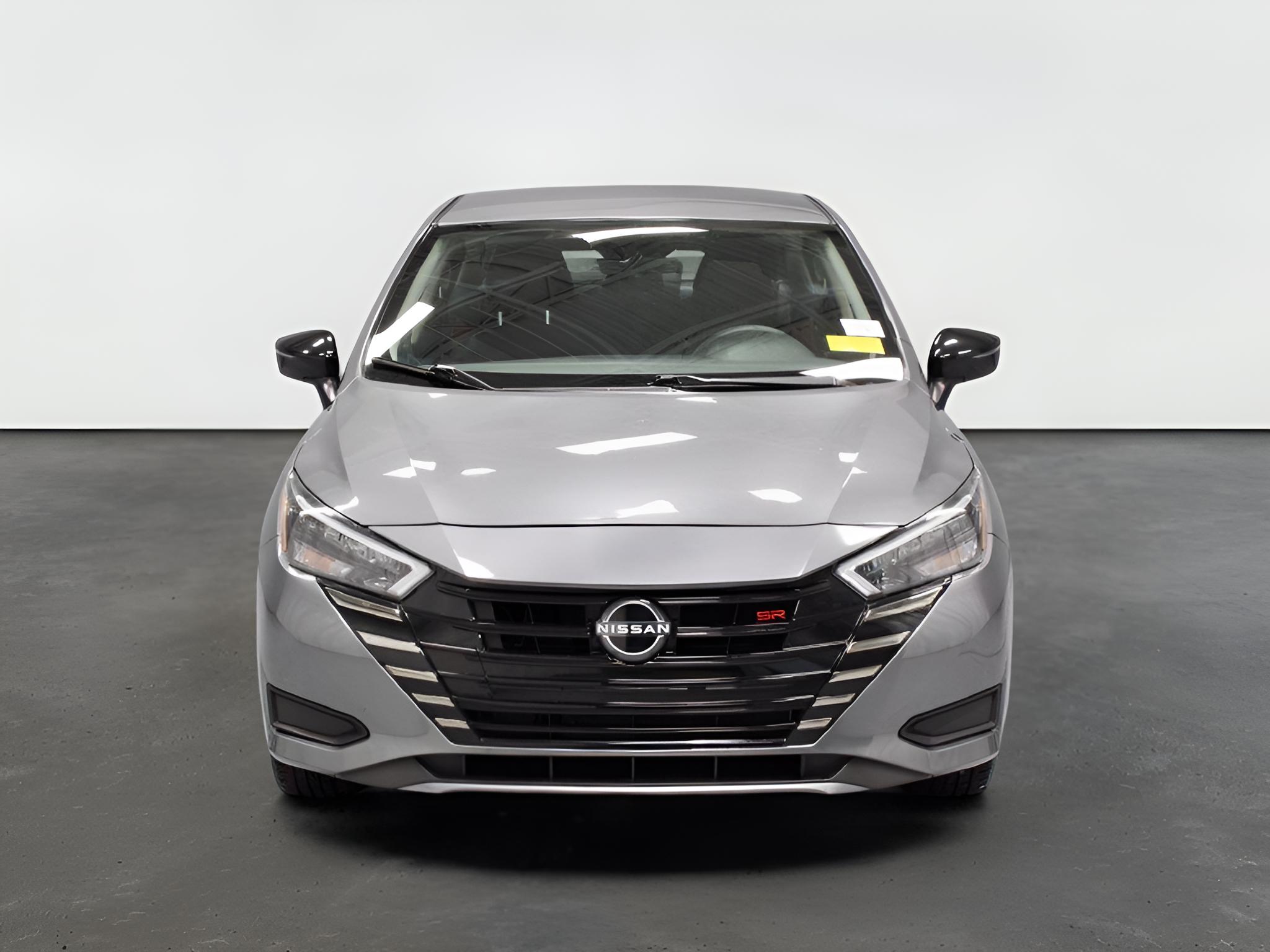 2024 Nissan Versa 1.6 SR