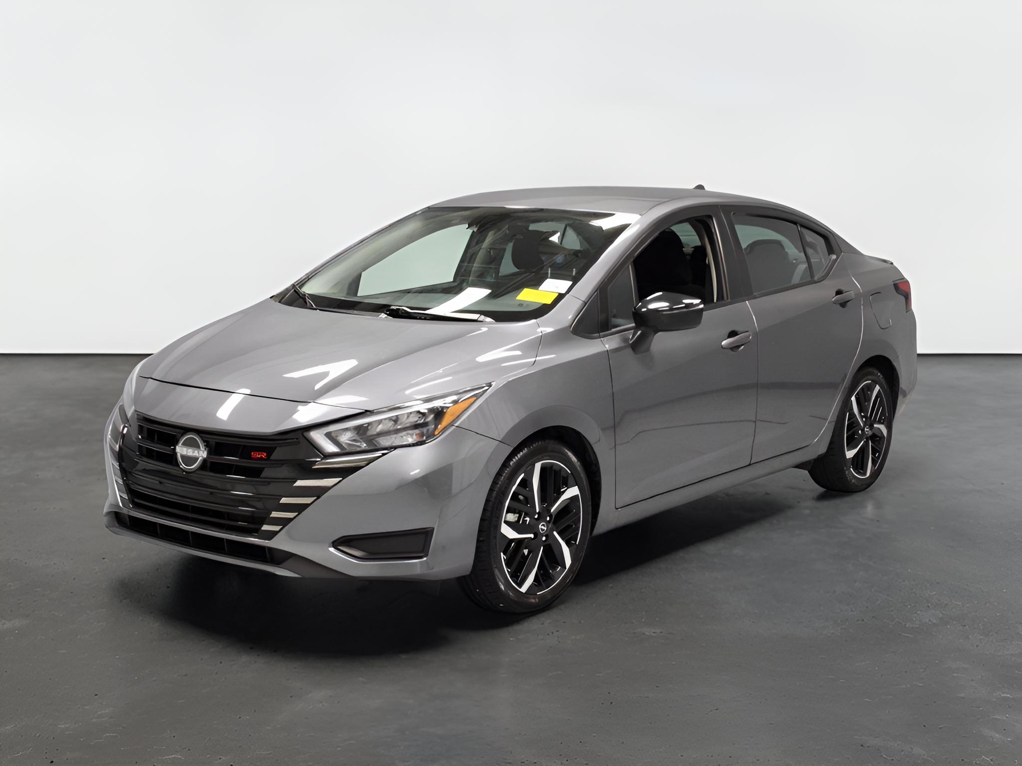 2024 Nissan Versa 1.6 SR