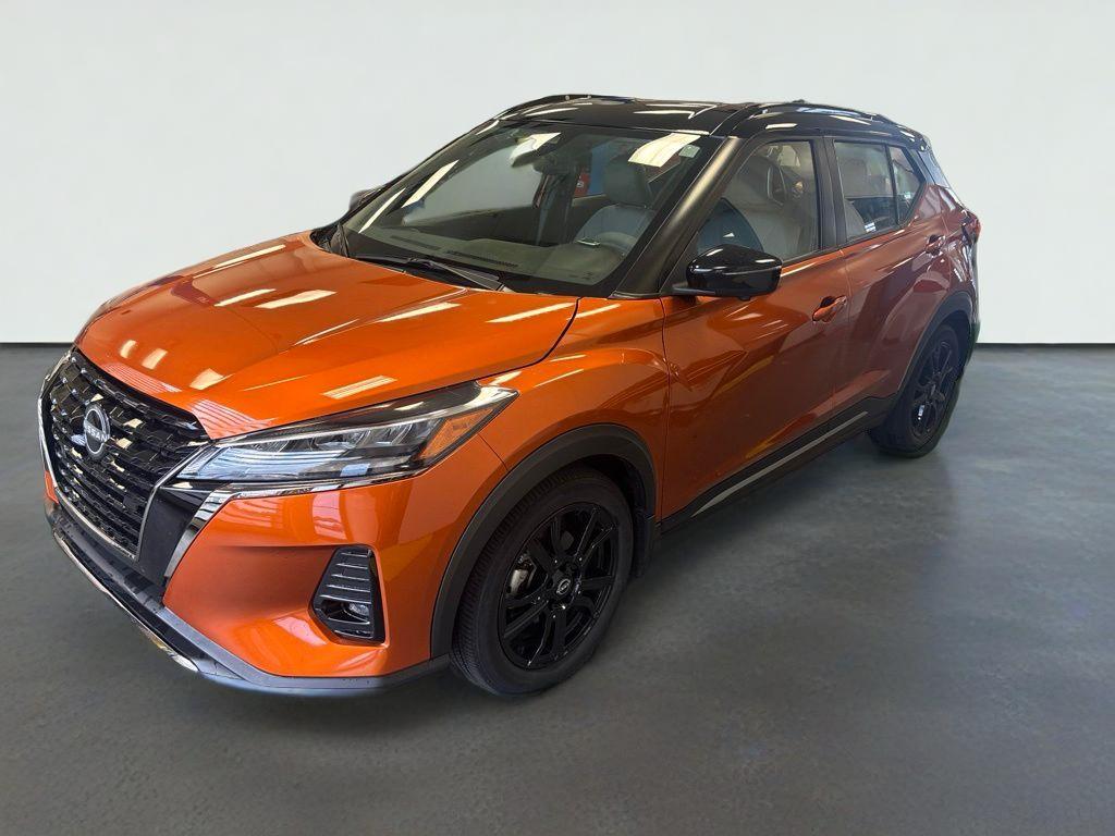 2023 Nissan Kicks SR
