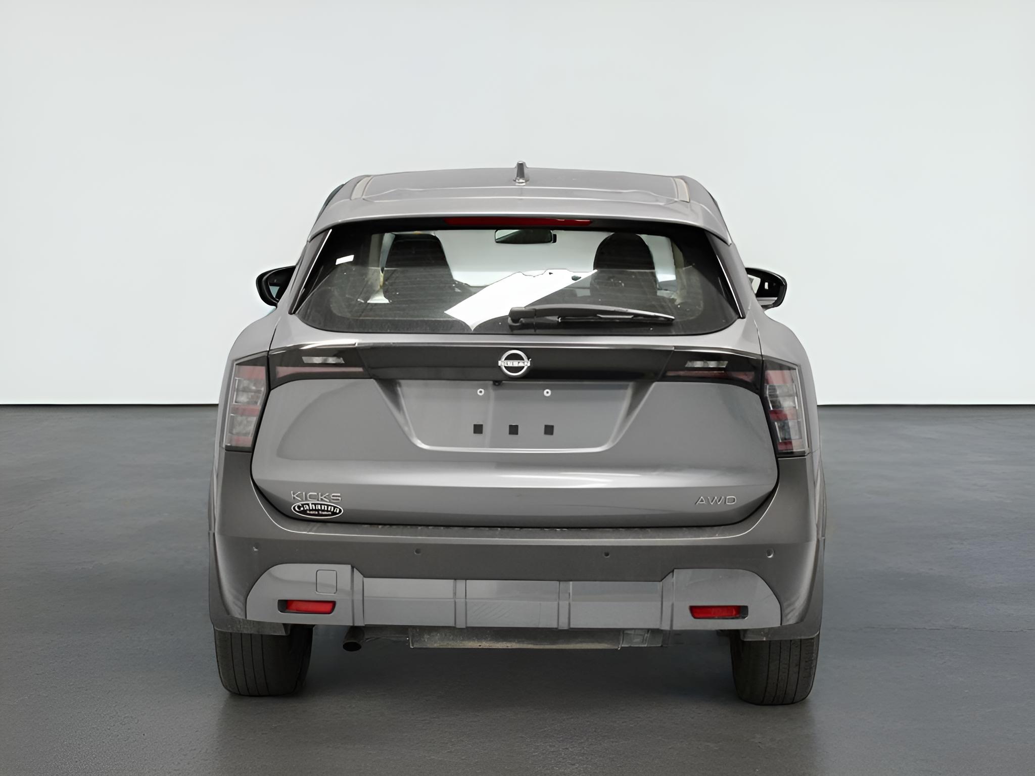 2025 Nissan Kicks S