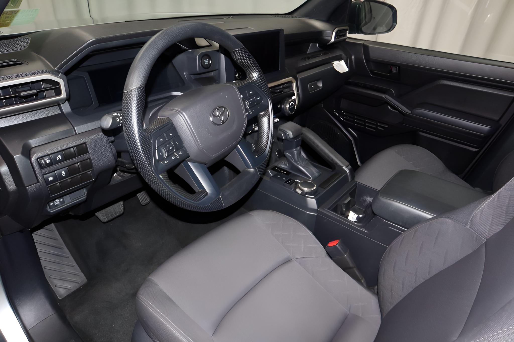 2025 Toyota Tacoma 4WD SR