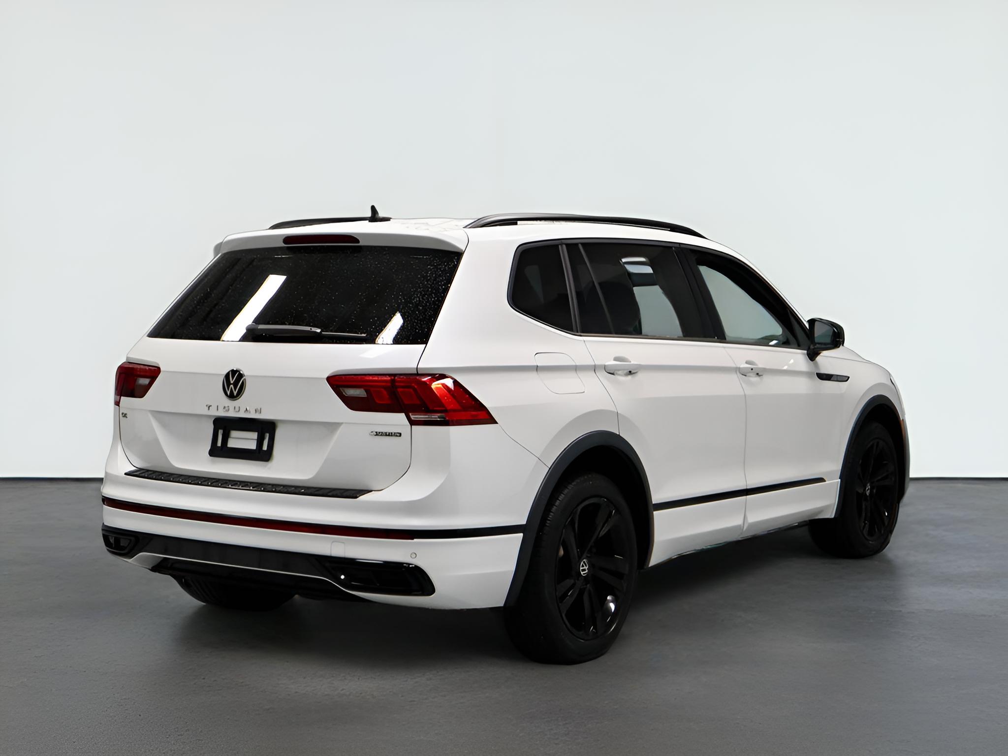 2023 Volkswagen Tiguan 2.0T SE R-Line Black