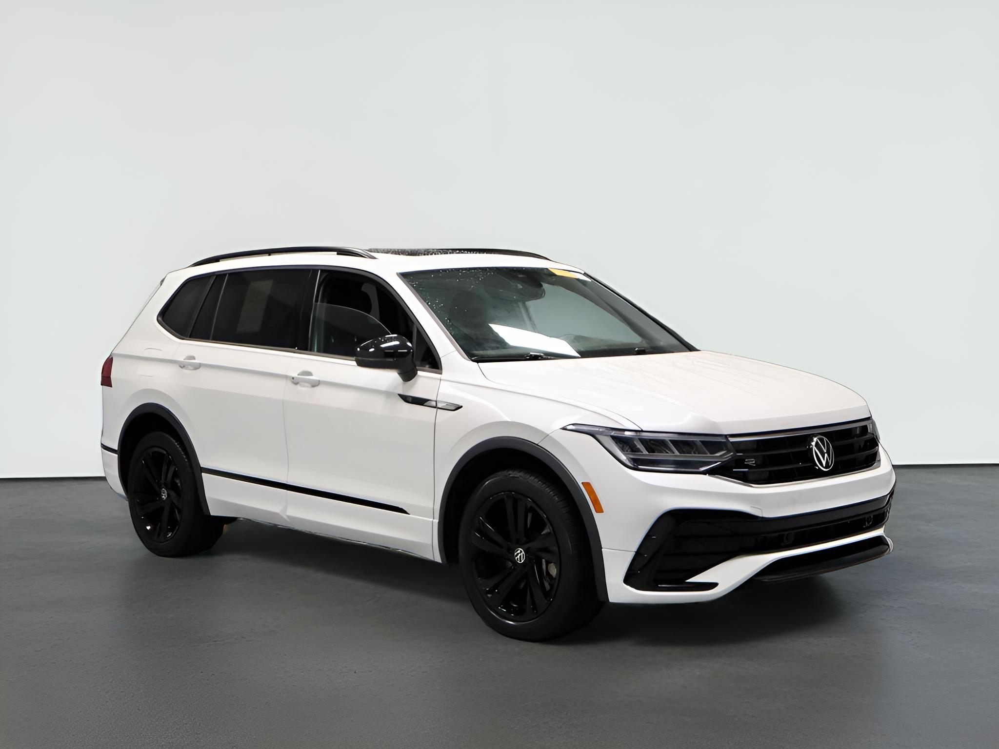 2023 Volkswagen Tiguan 2.0T SE R-Line Black