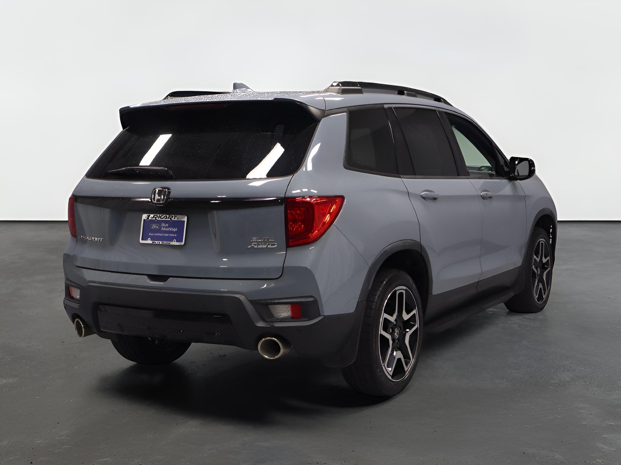 2023 Honda Passport Elite