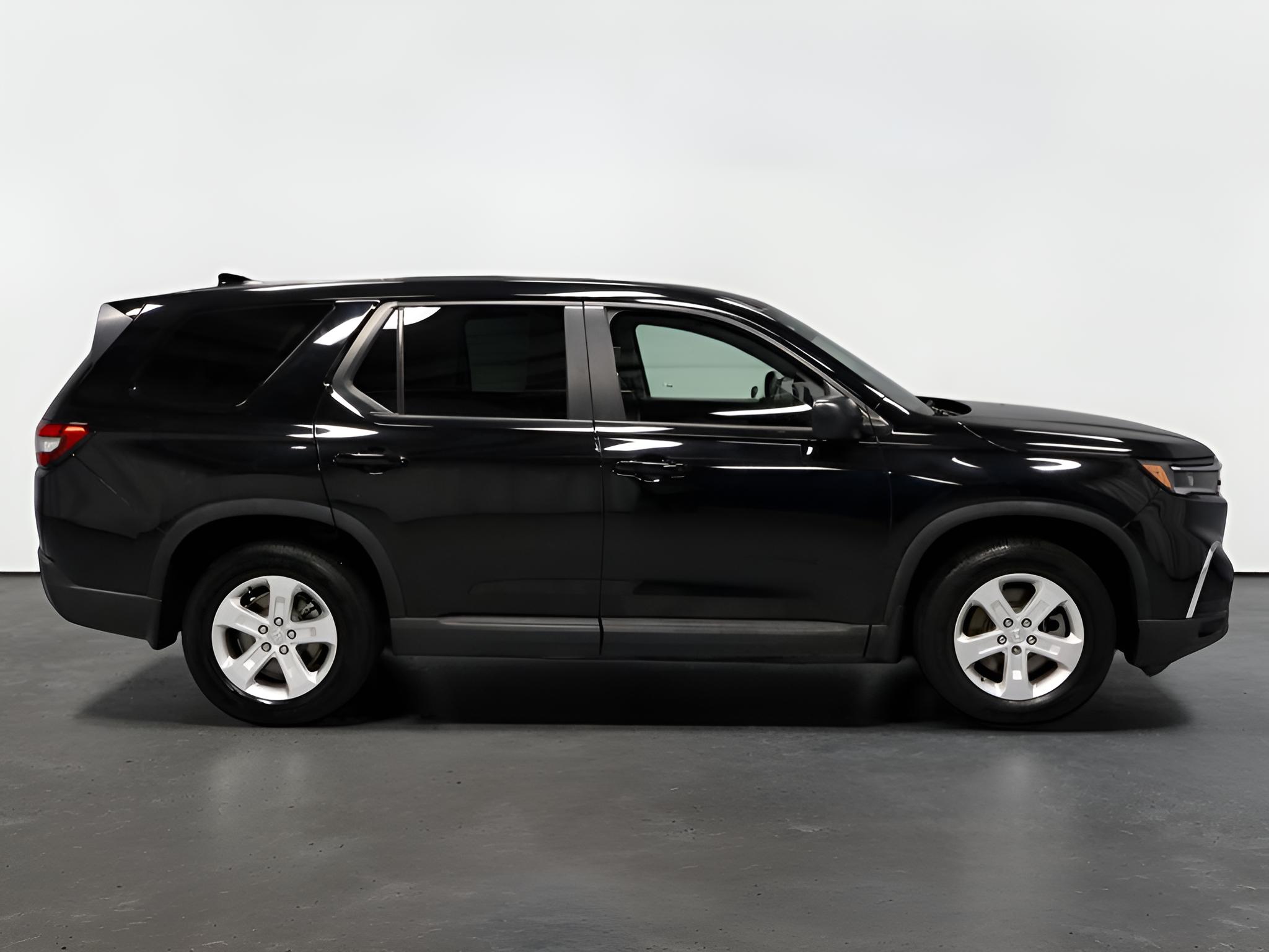 2023 Honda Pilot LX