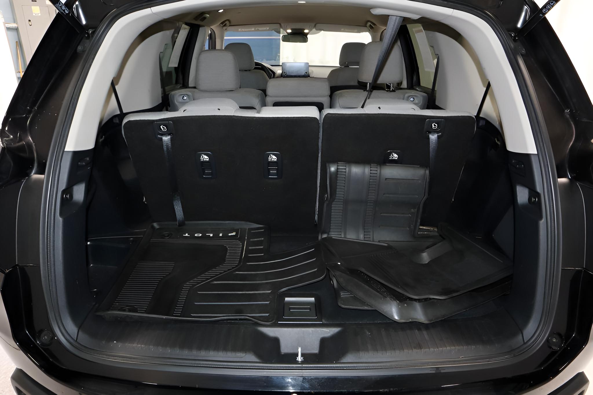2023 Honda Pilot LX