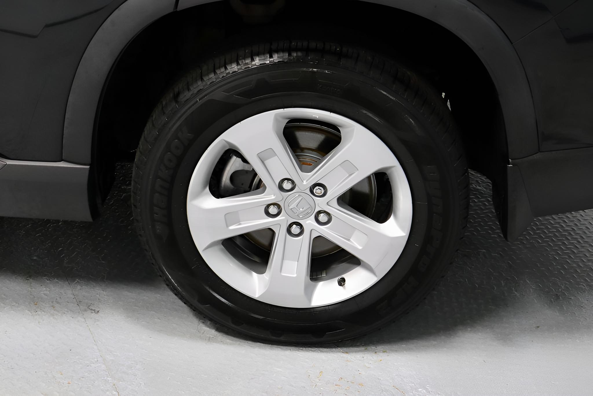 2023 Honda Pilot LX