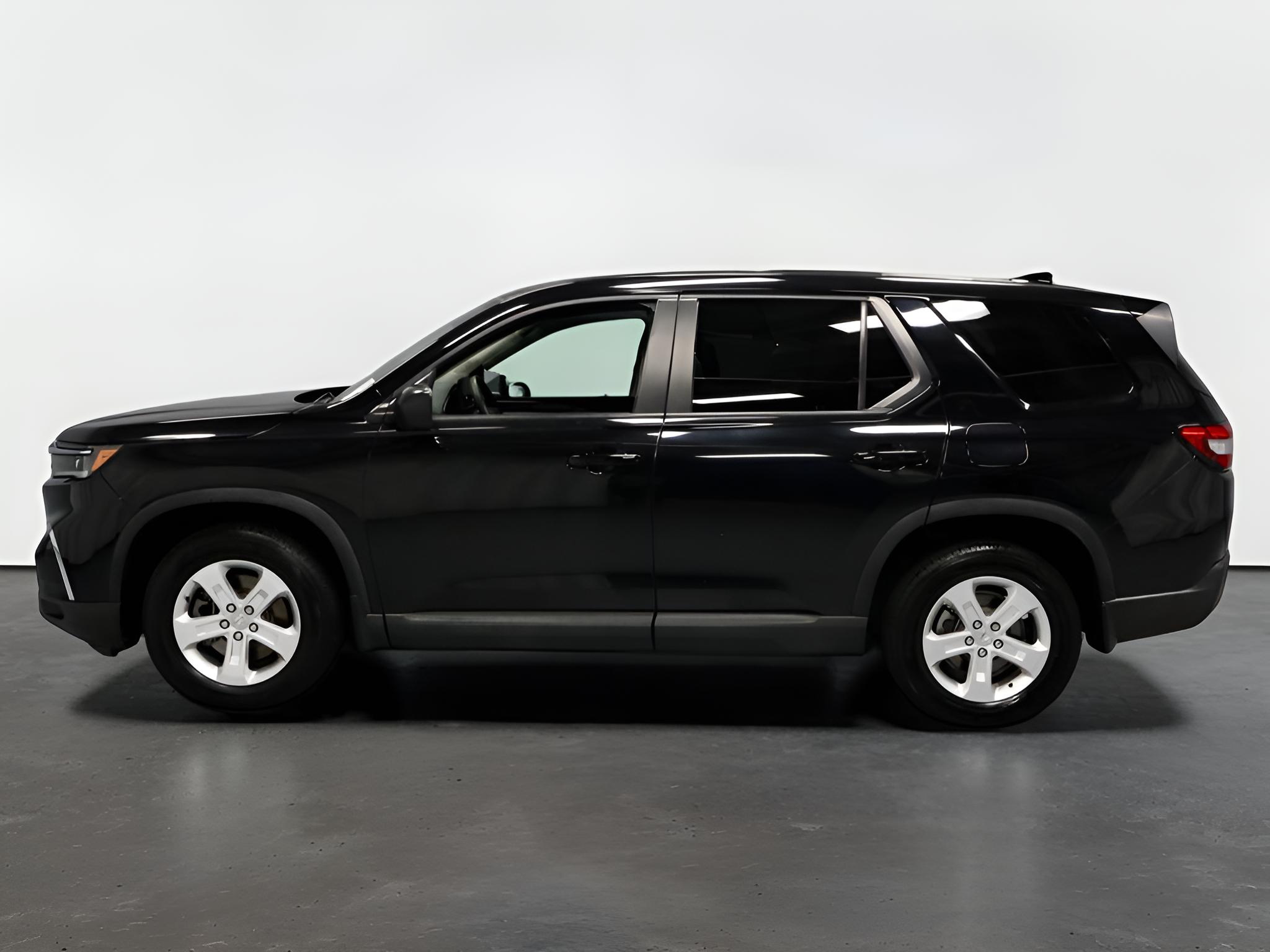 2023 Honda Pilot LX