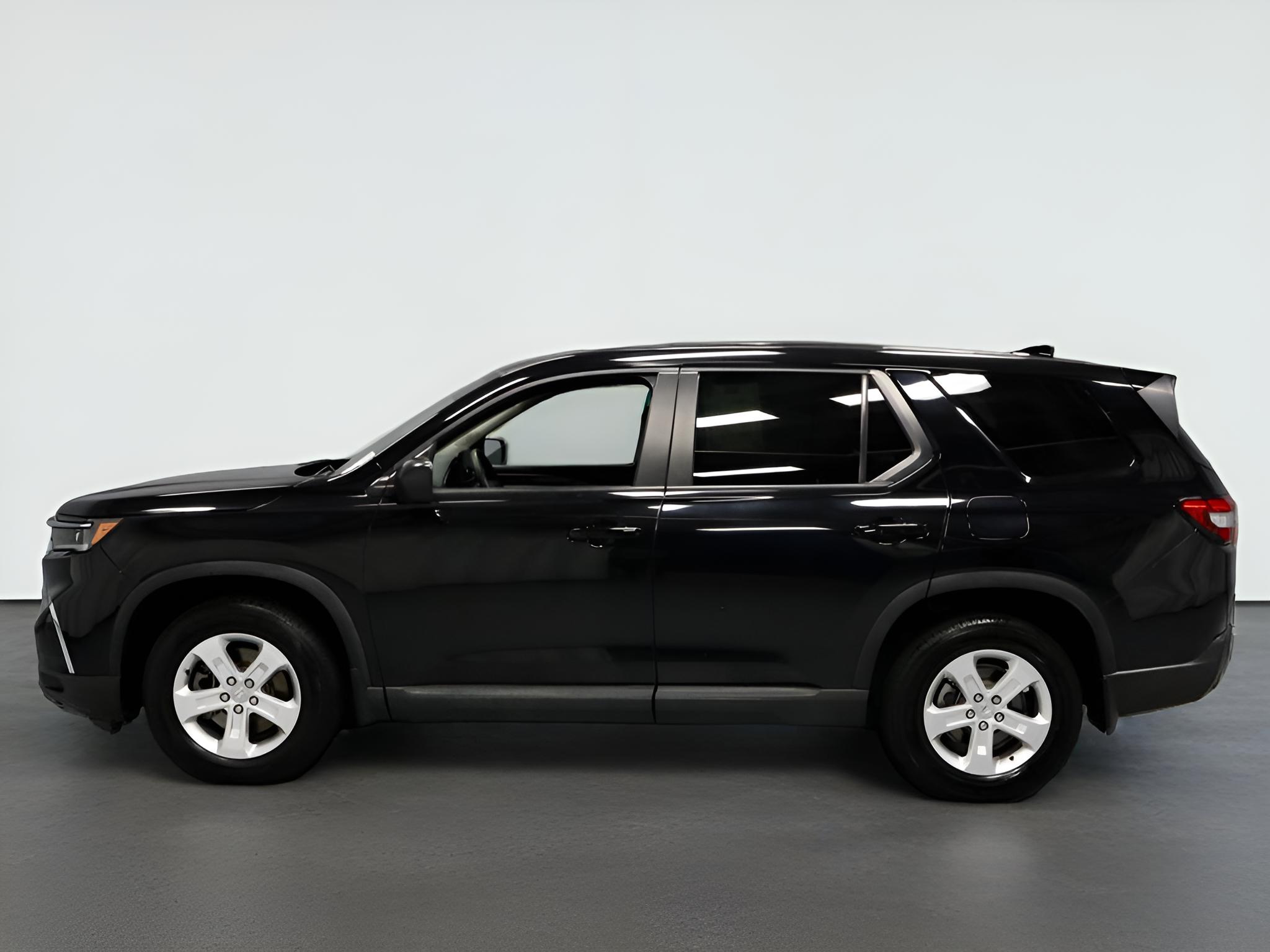 2023 Honda Pilot LX