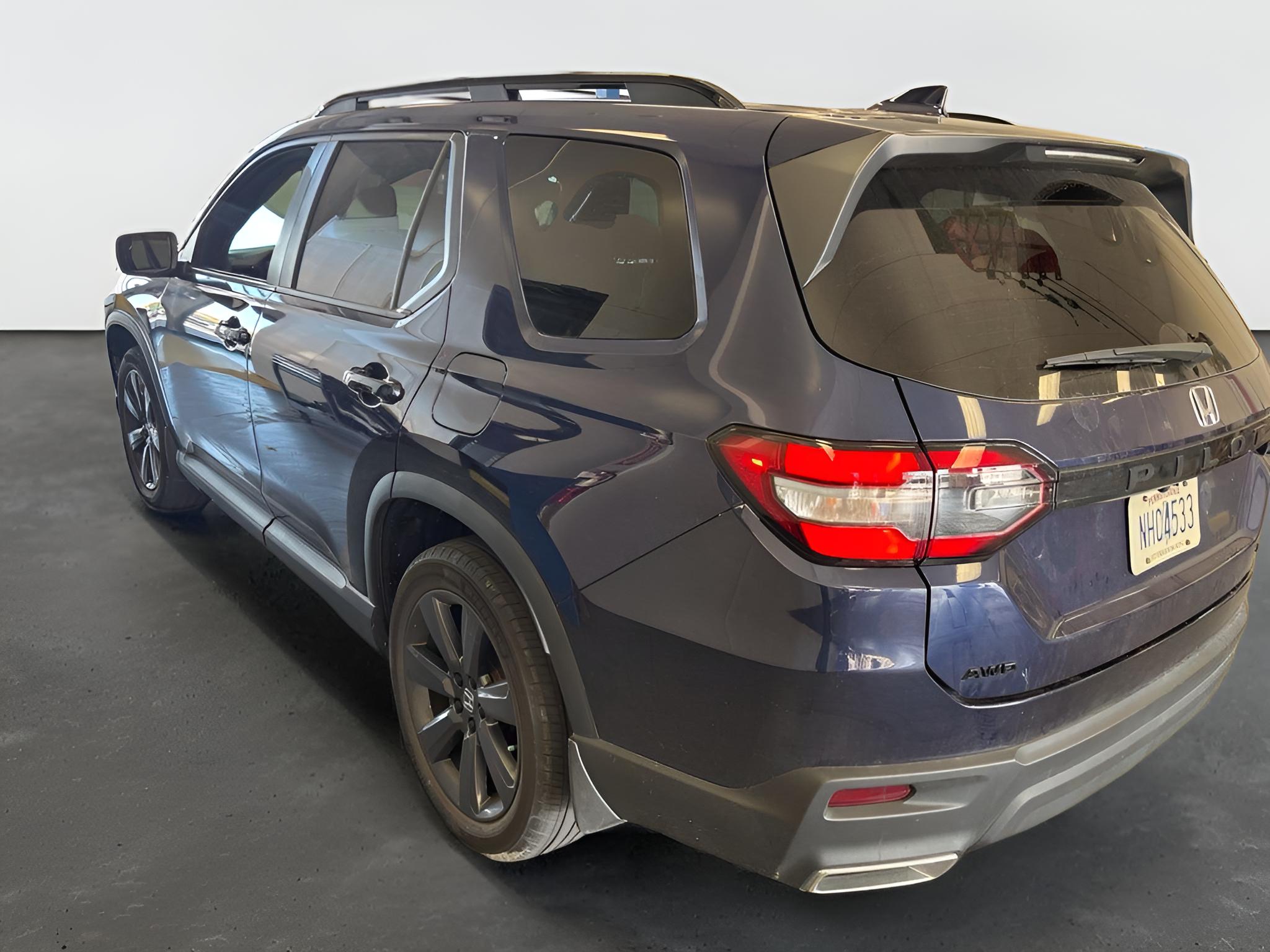2025 Honda Pilot Sport