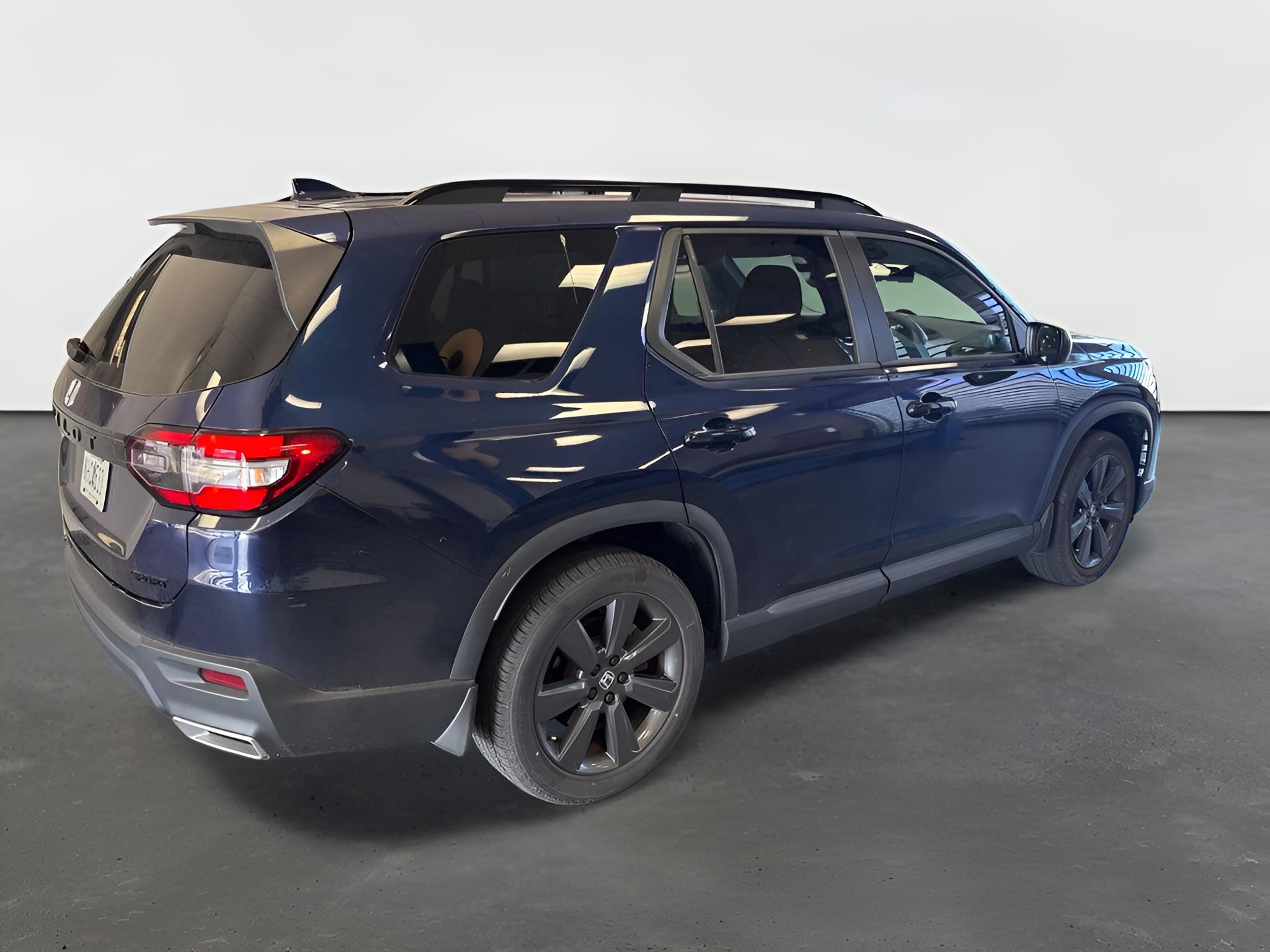 2025 Honda Pilot Sport