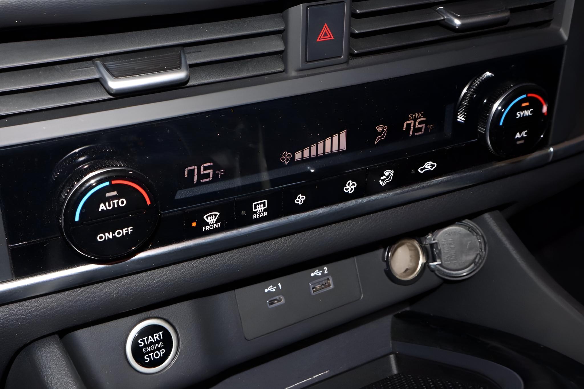 2023 Nissan Rogue AWD SV