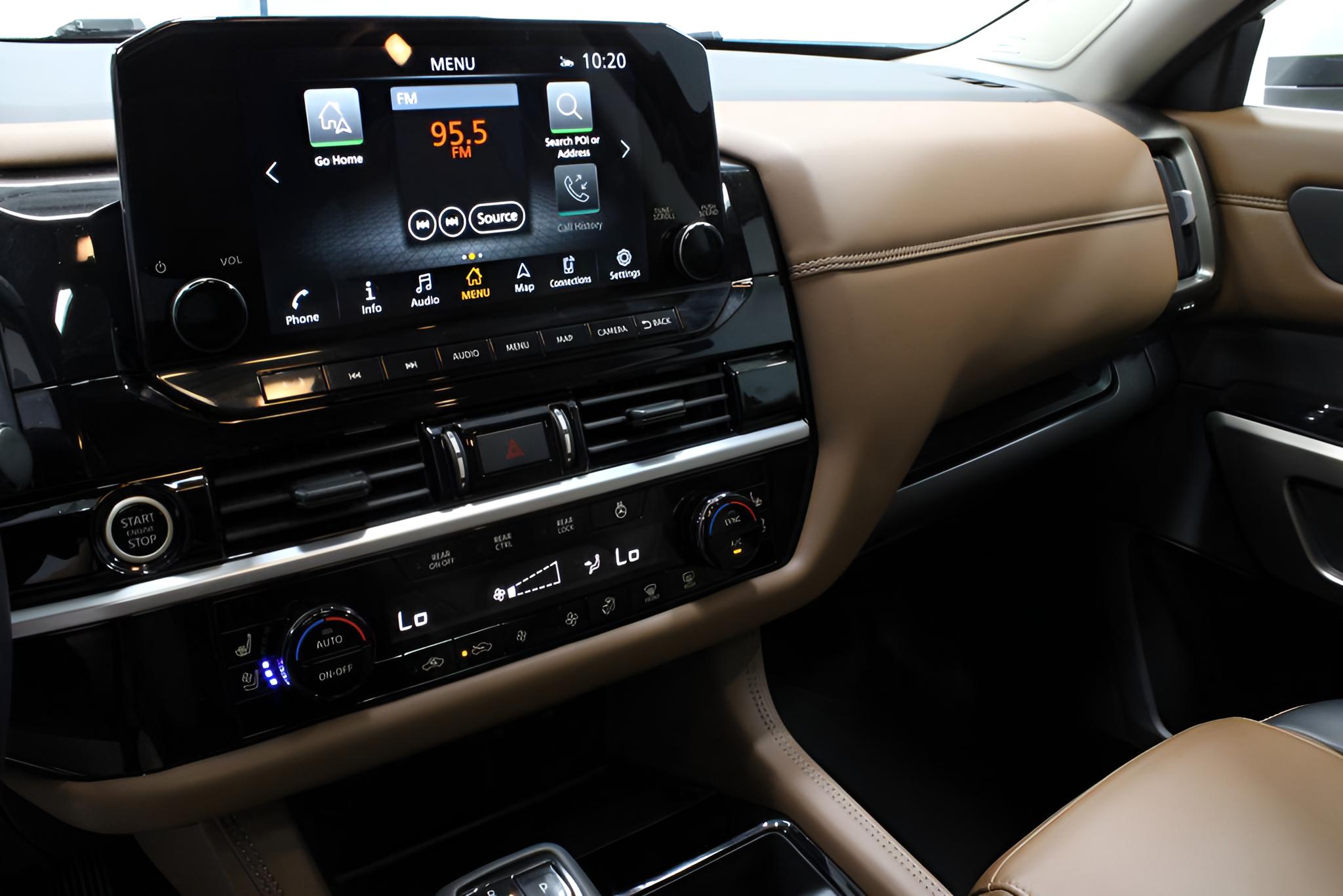 2024 Nissan Pathfinder Platinum