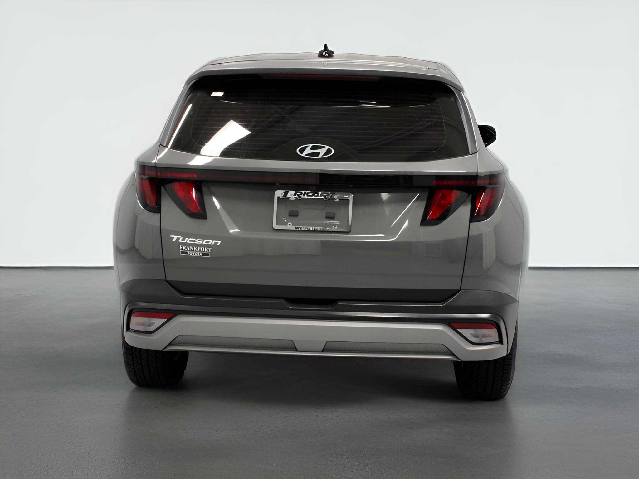 2025 Hyundai TUCSON SE