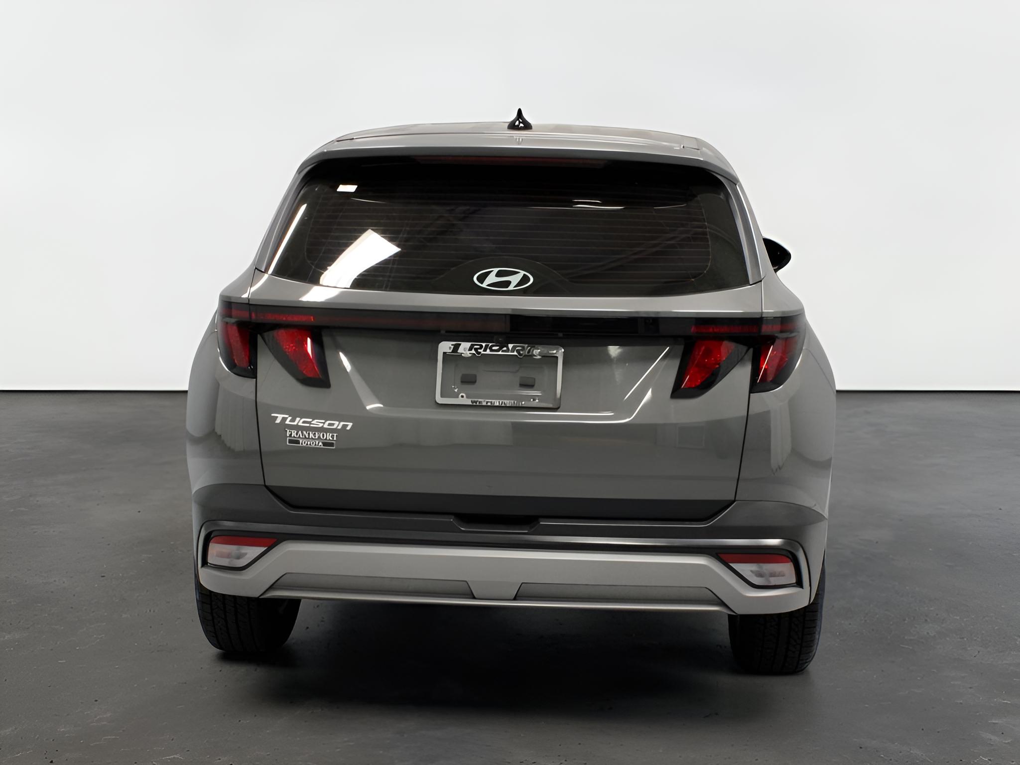 2025 Hyundai TUCSON SE