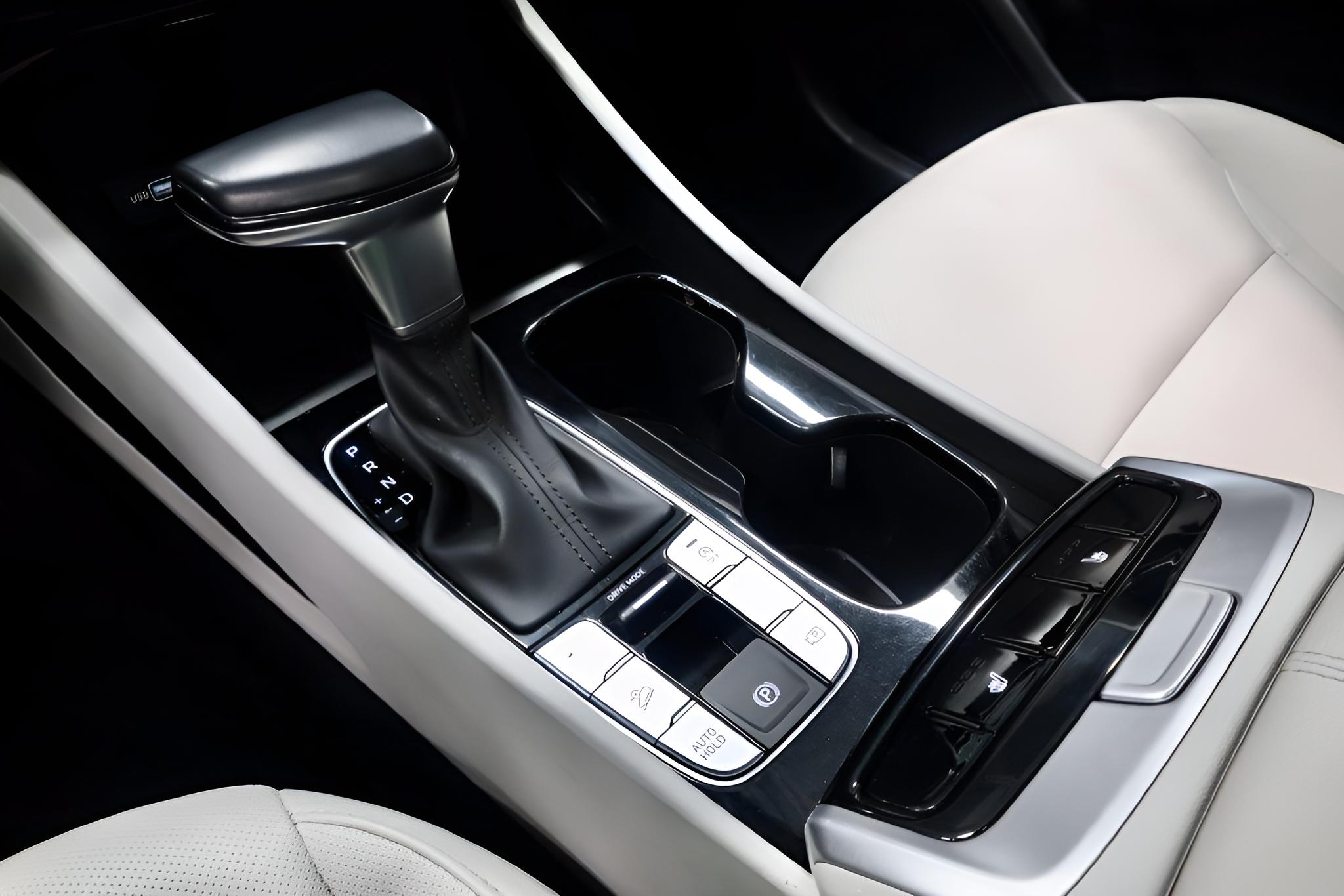 2024 Hyundai TUCSON SEL FWD *Ltd Avail*