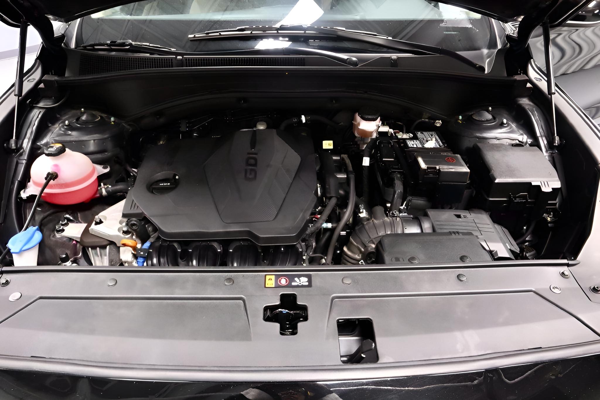 2023 Hyundai SANTA FE SE