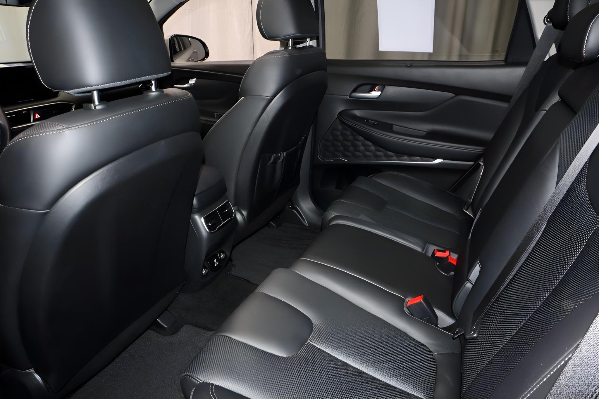 2023 Hyundai SANTA FE HYBRID Limited