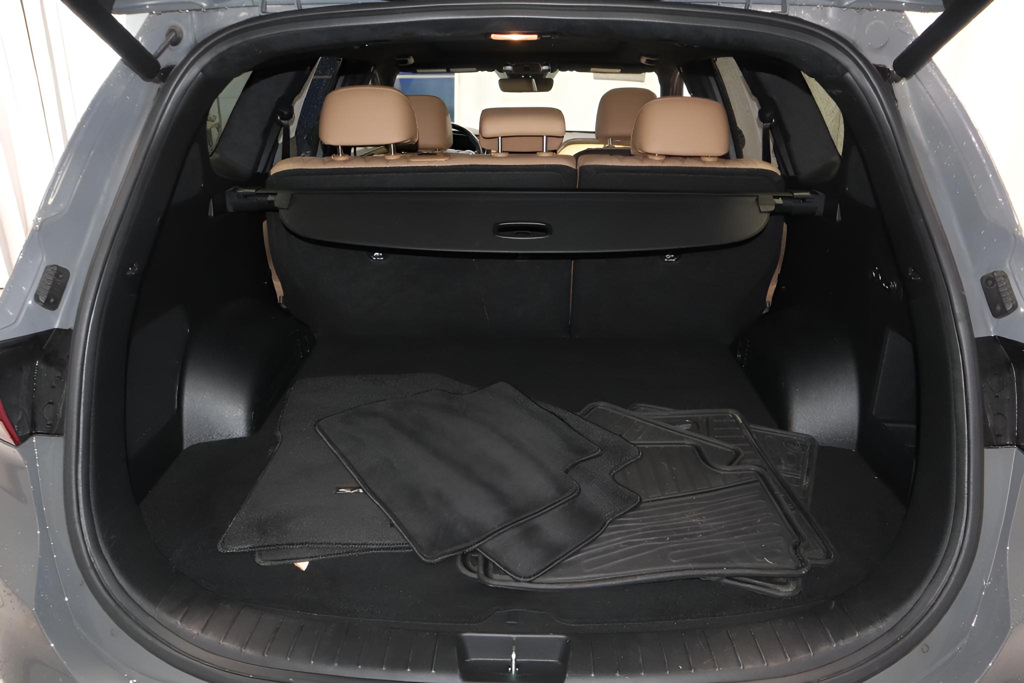 2023 Hyundai SANTA FE Calligraphy AWD