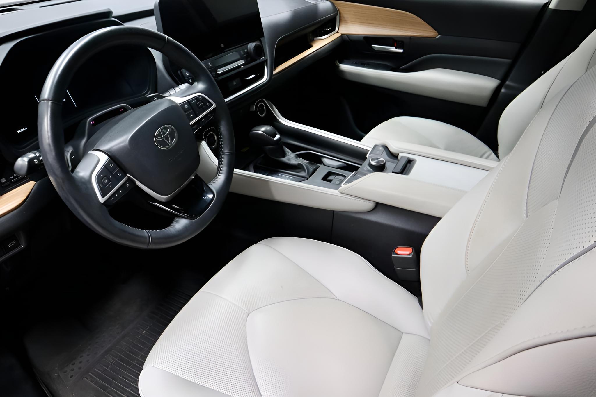 2024 Toyota Grand Highlander Platinum