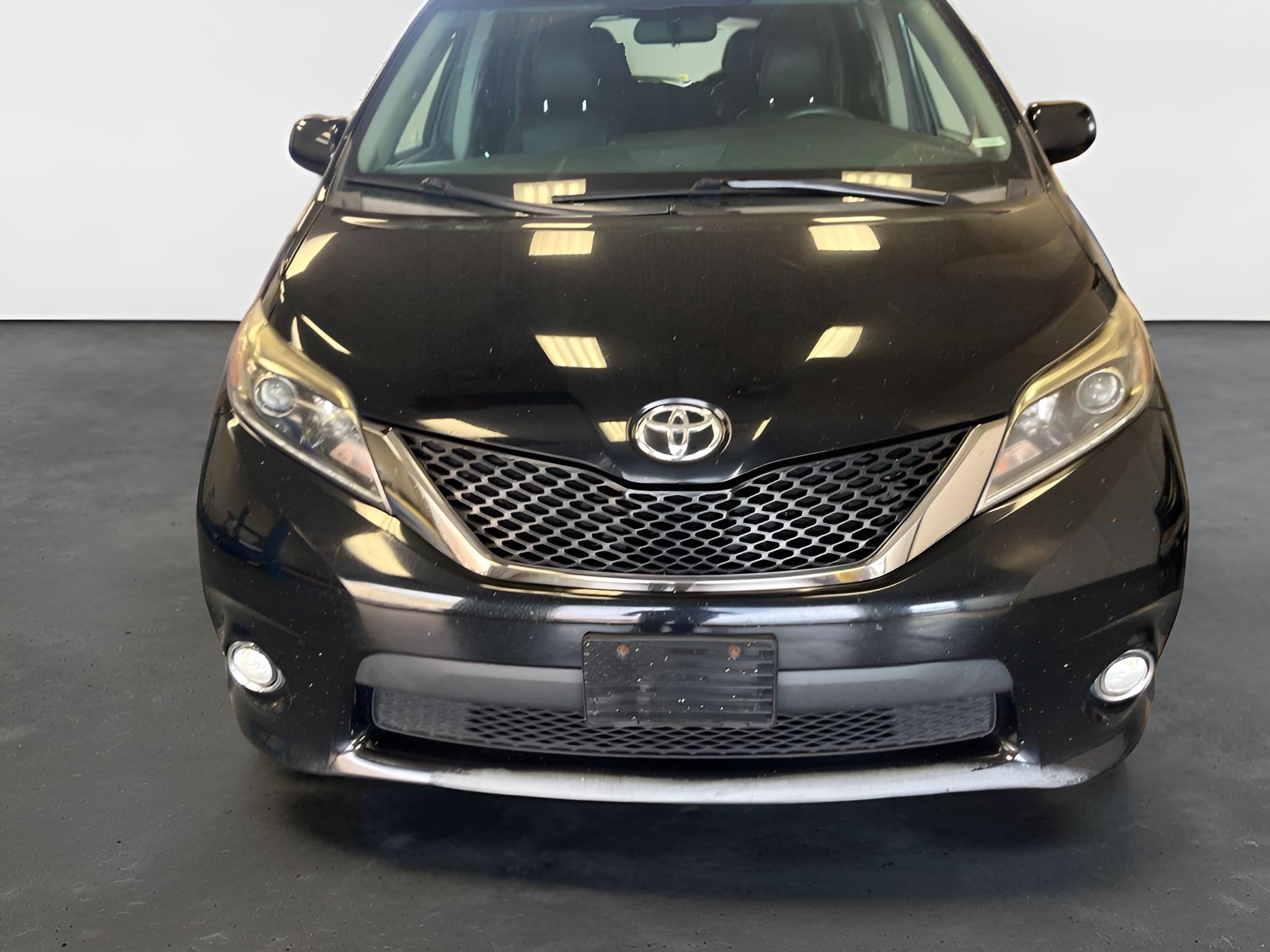 2017 Toyota Sienna SE Premium