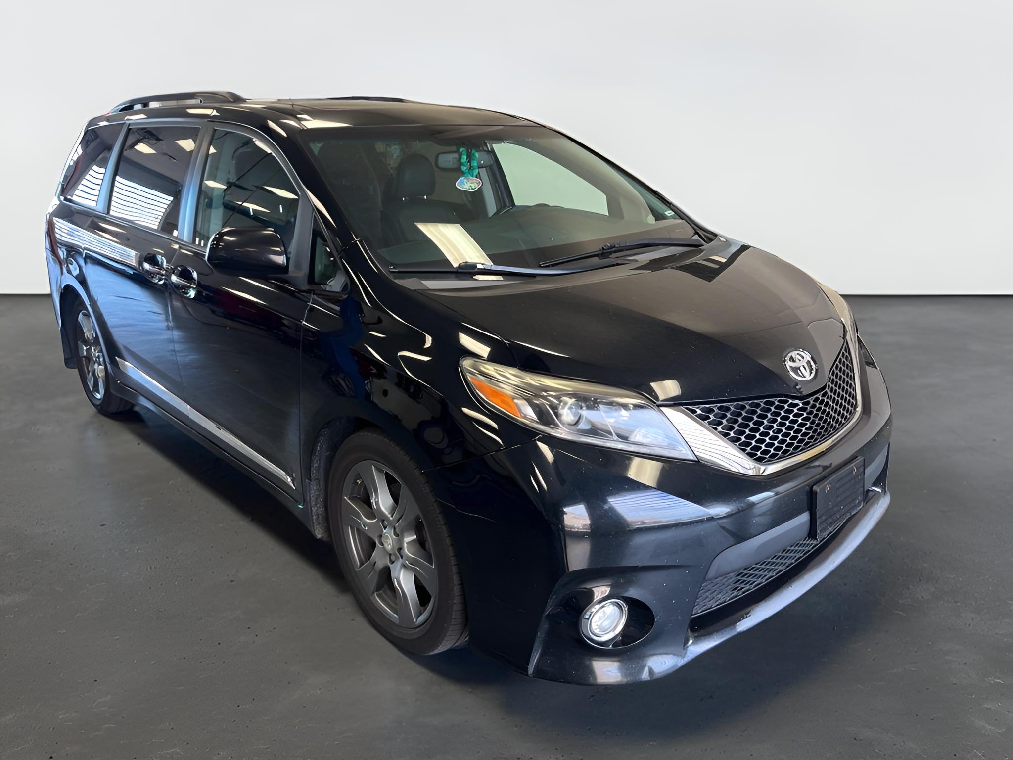 2017 Toyota Sienna SE Premium