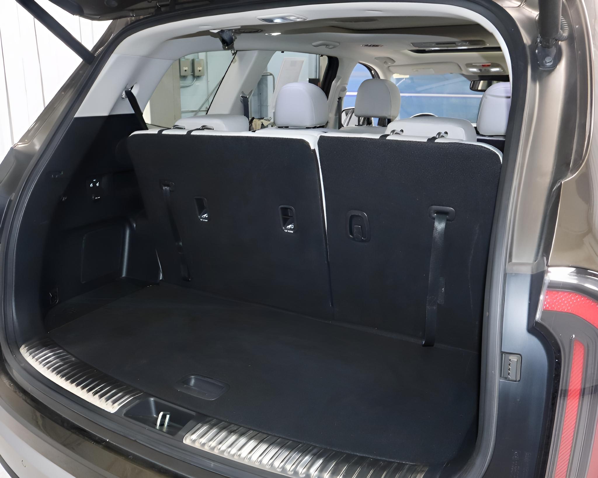2023 Kia Telluride SX