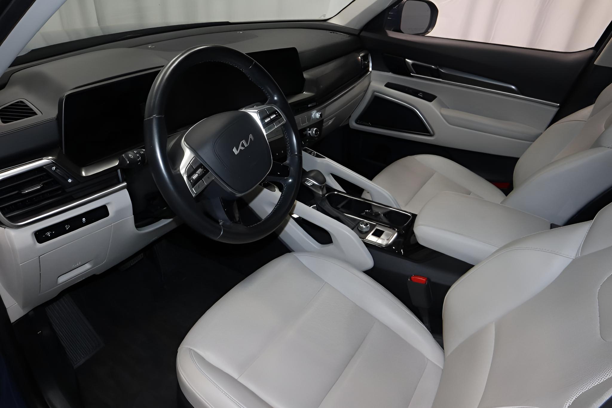 2023 Kia Telluride S