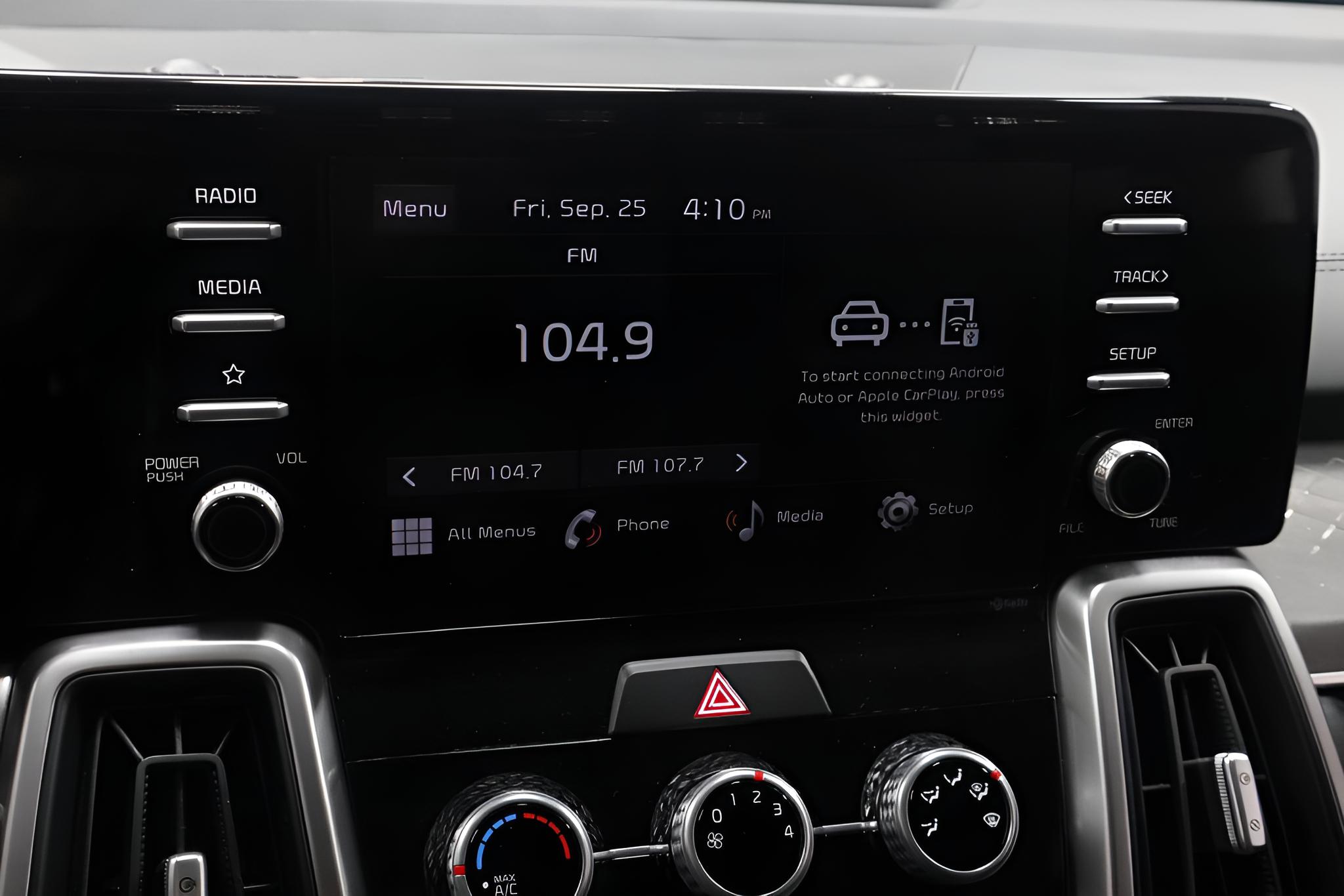 2023 Kia Sorento LX