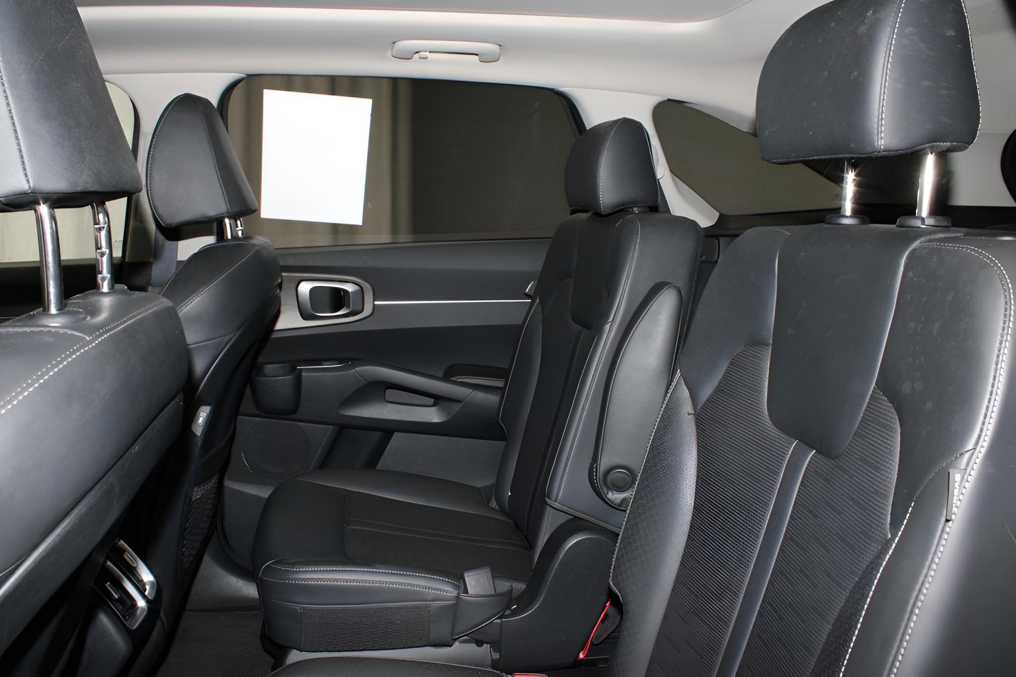 2024 Kia Sorento X-Line EX