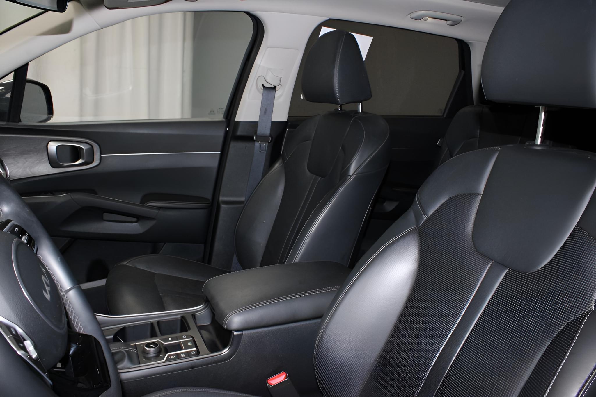 2024 Kia Sorento X-Line EX