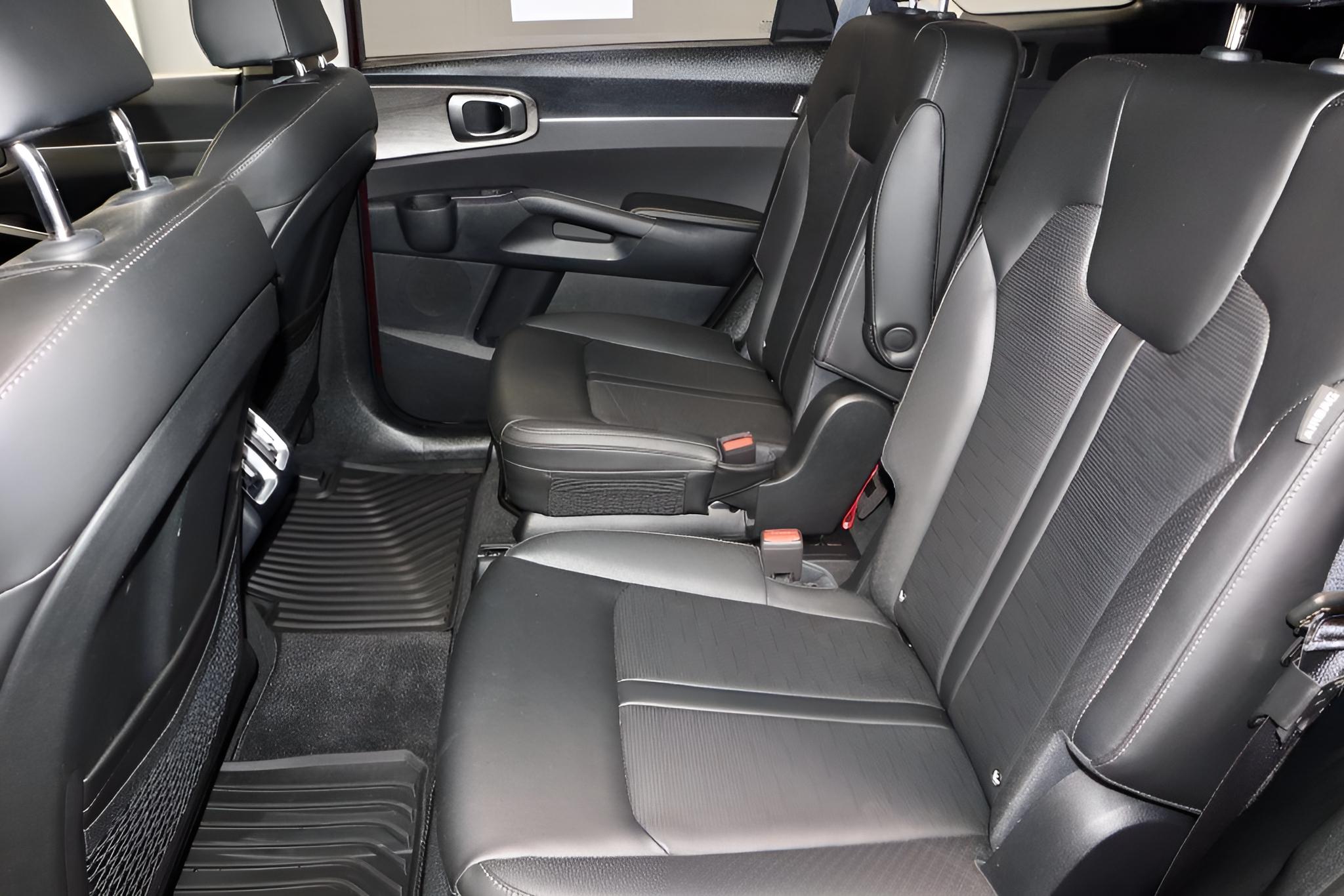 2024 Kia Sorento X-Line EX