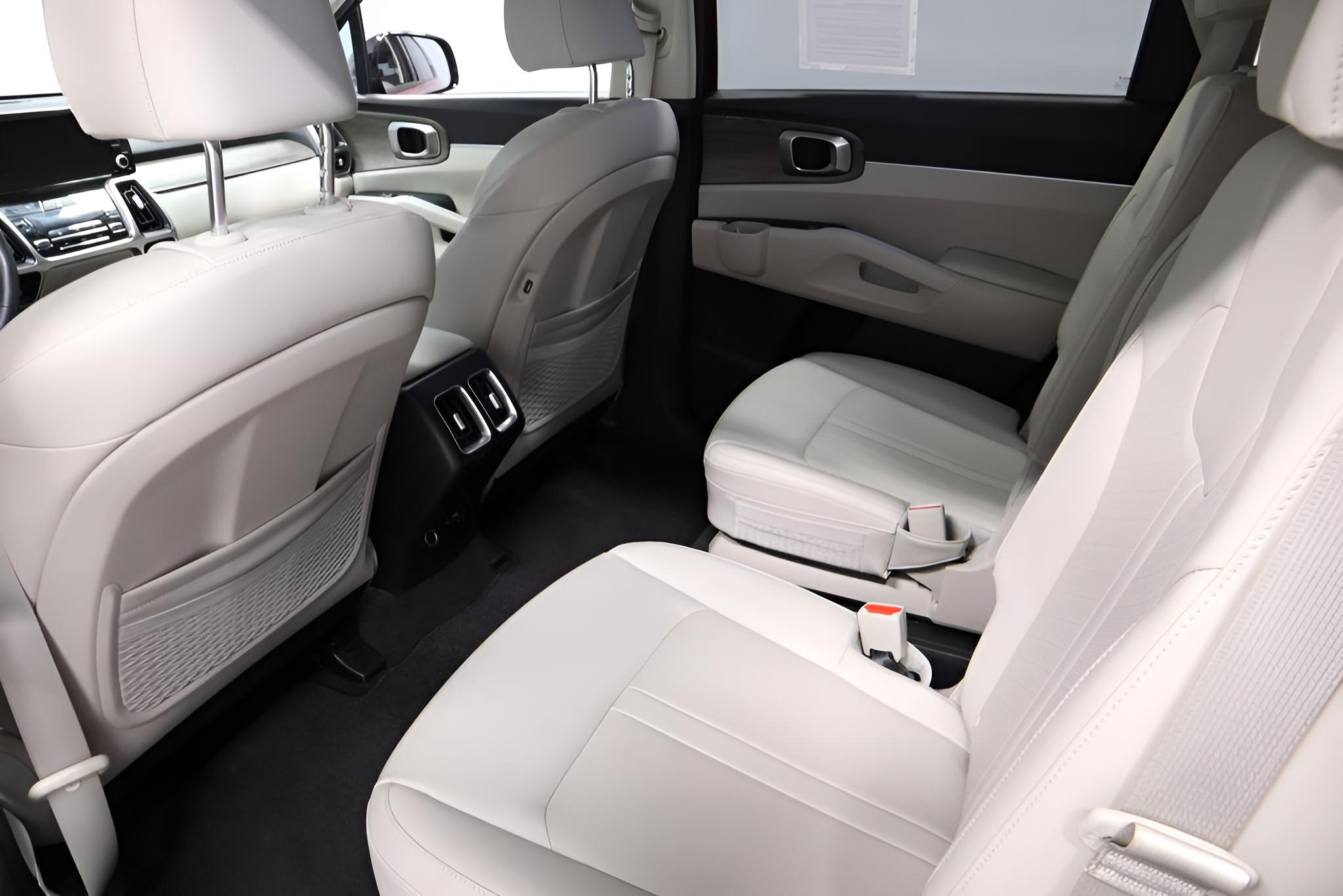 2023 Kia Sorento X-Line EX