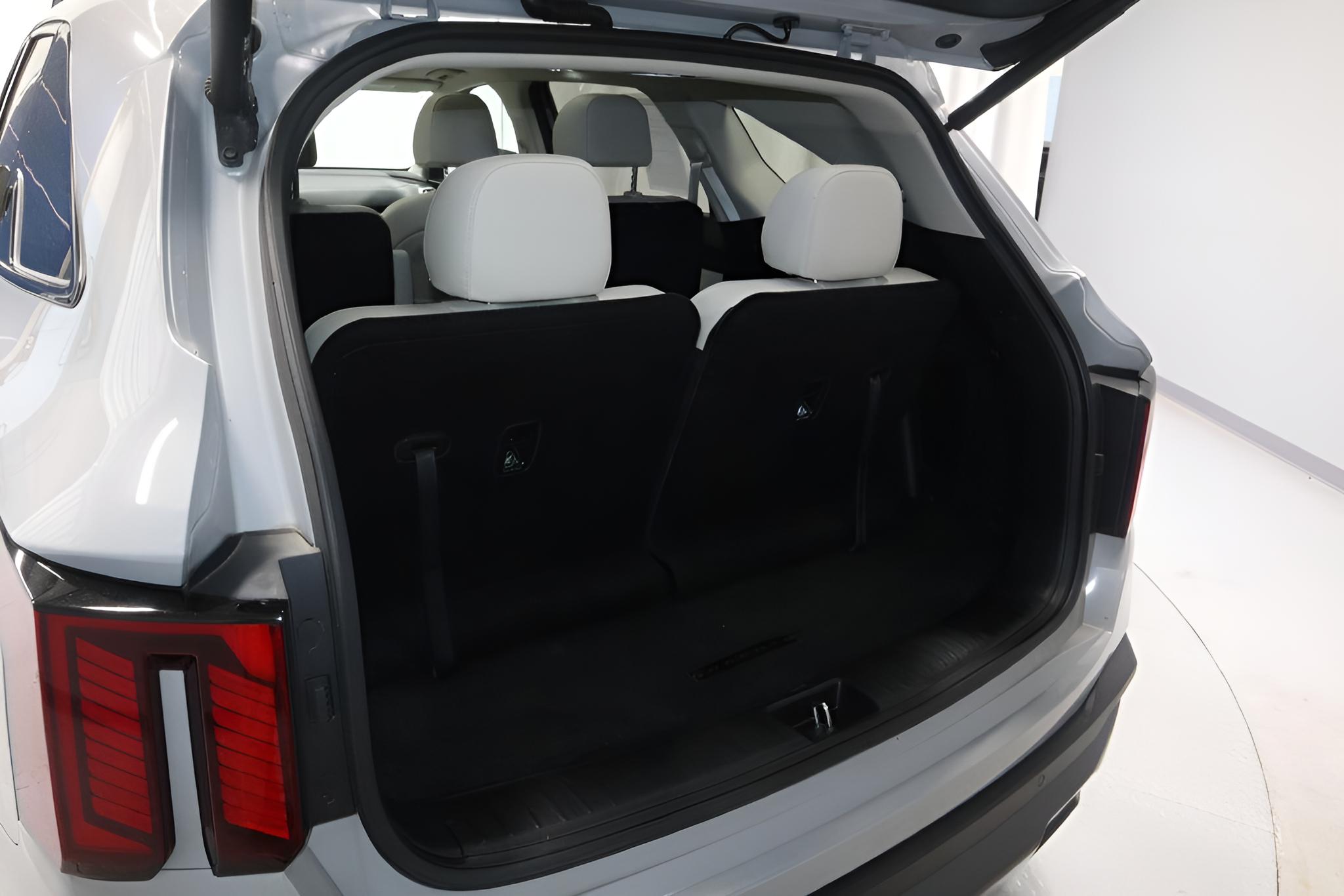 2025 Kia Sorento X-Line SX