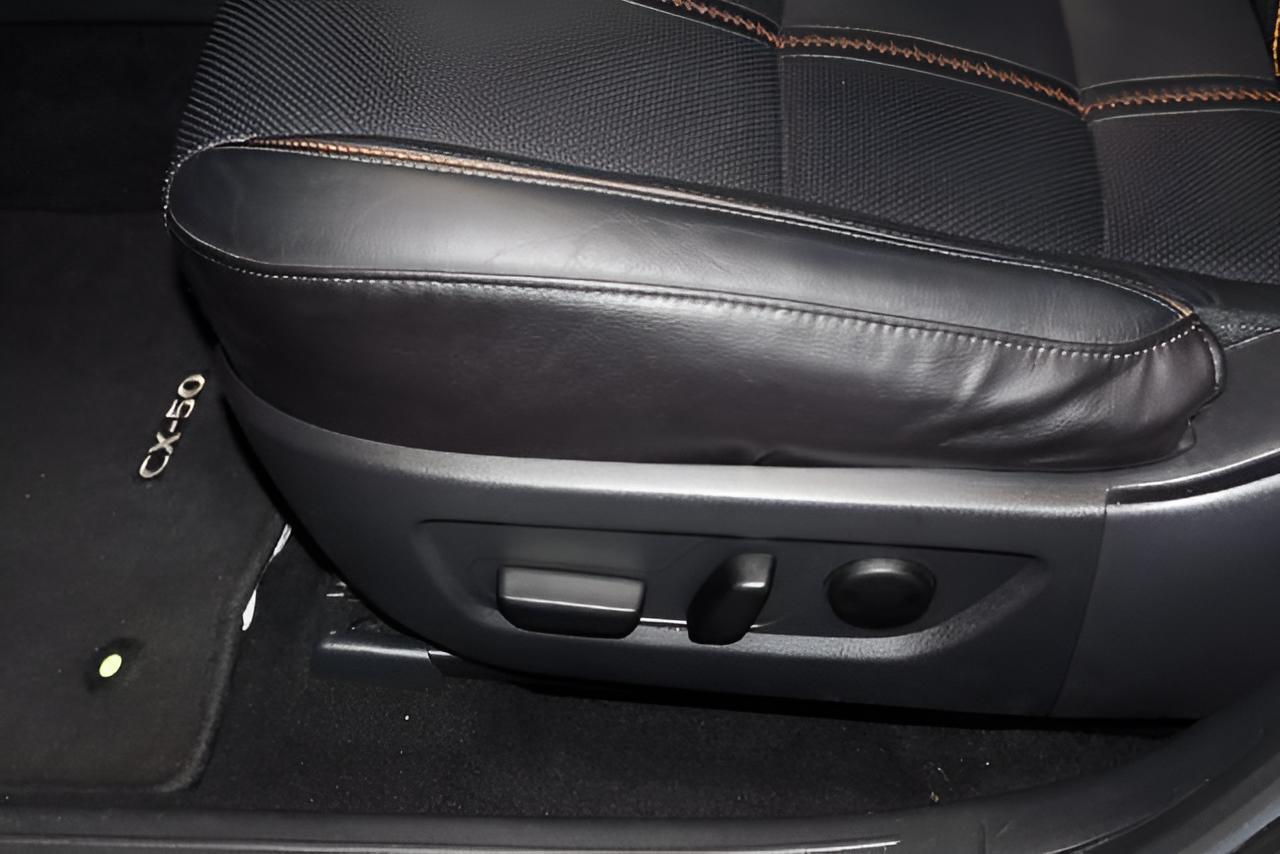 2025 Mazda Mazda CX-50 Hybrid Premium Plus