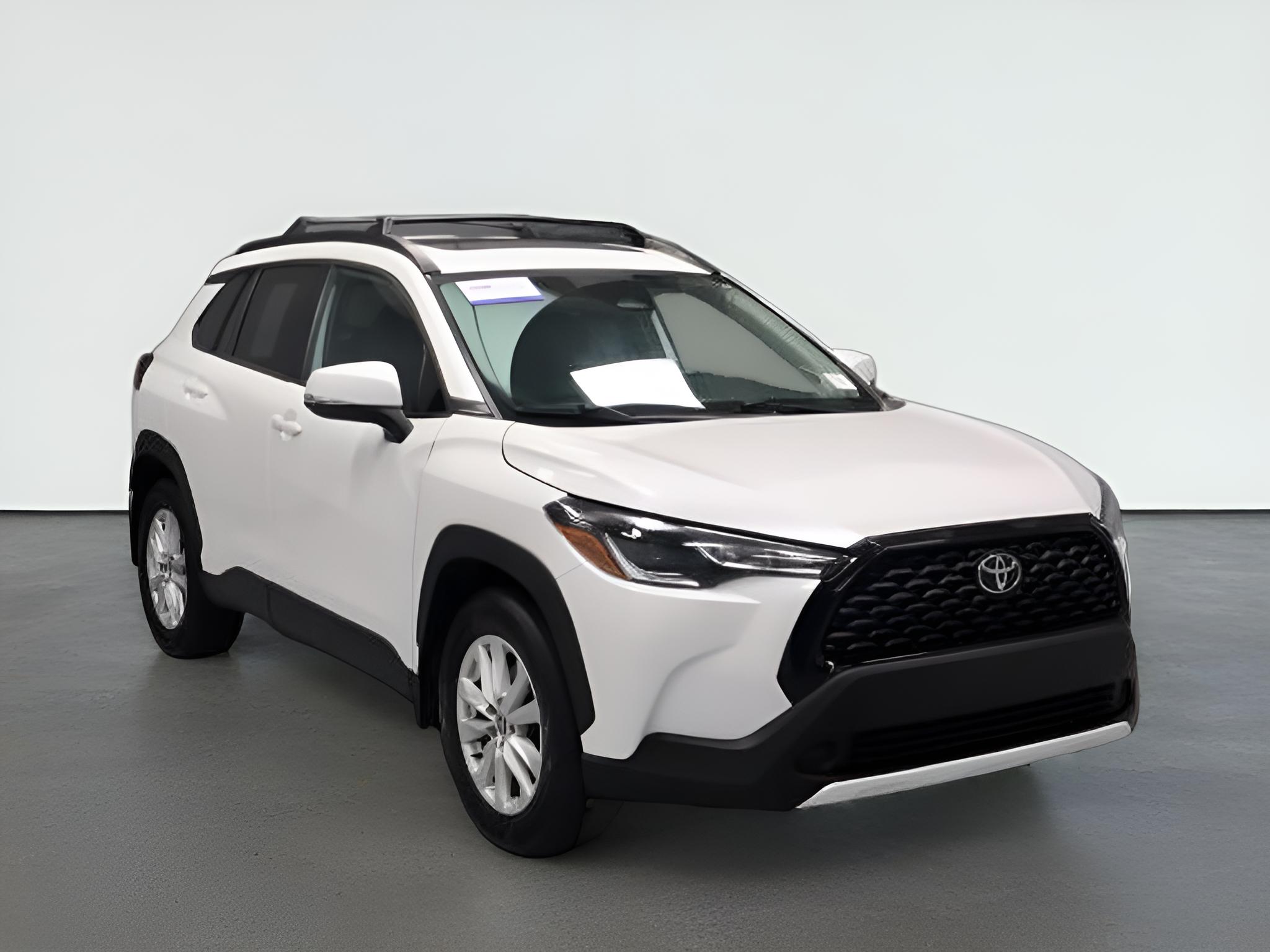 2024 Toyota Corolla Cross LE