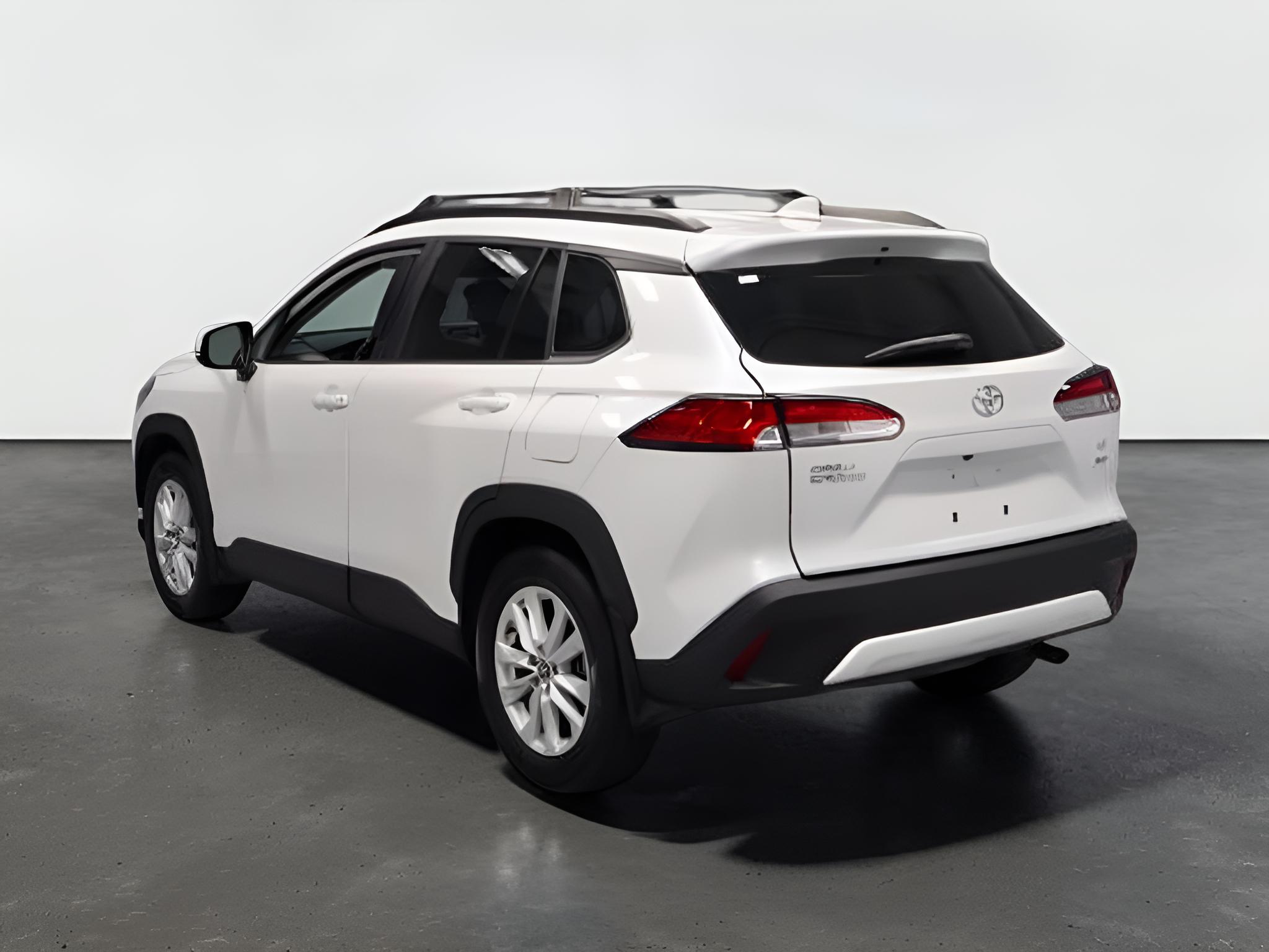 2024 Toyota Corolla Cross LE