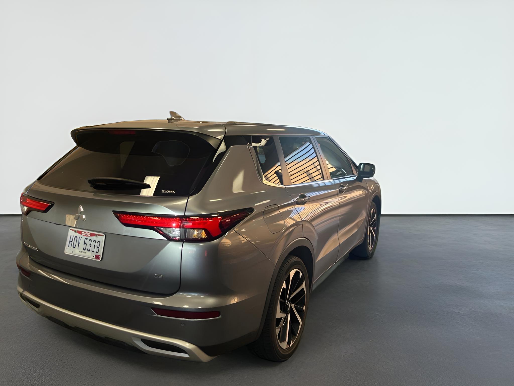 2022 Mitsubishi Outlander SE